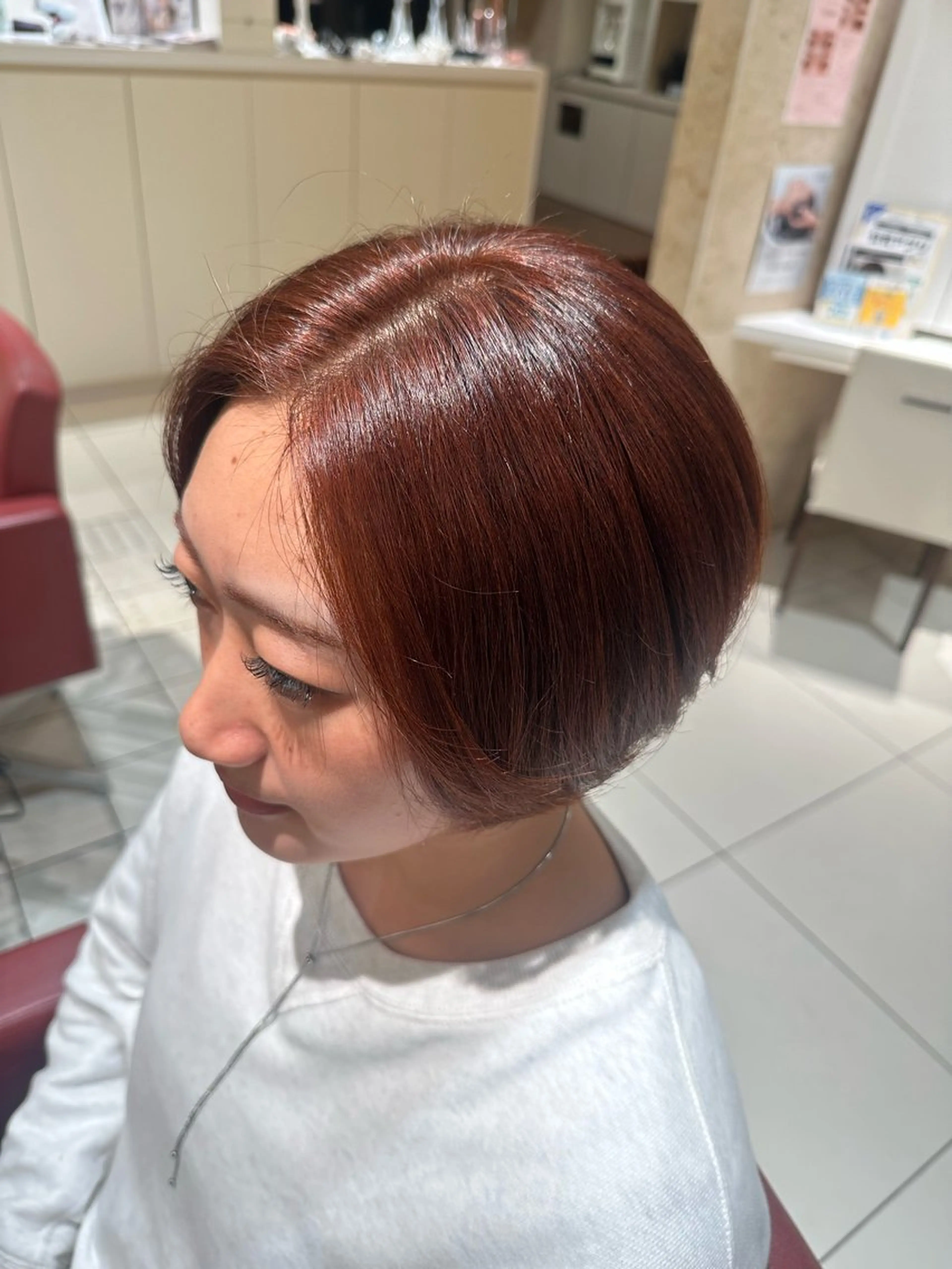 カラー 櫻井 愛美のヘアスタイル