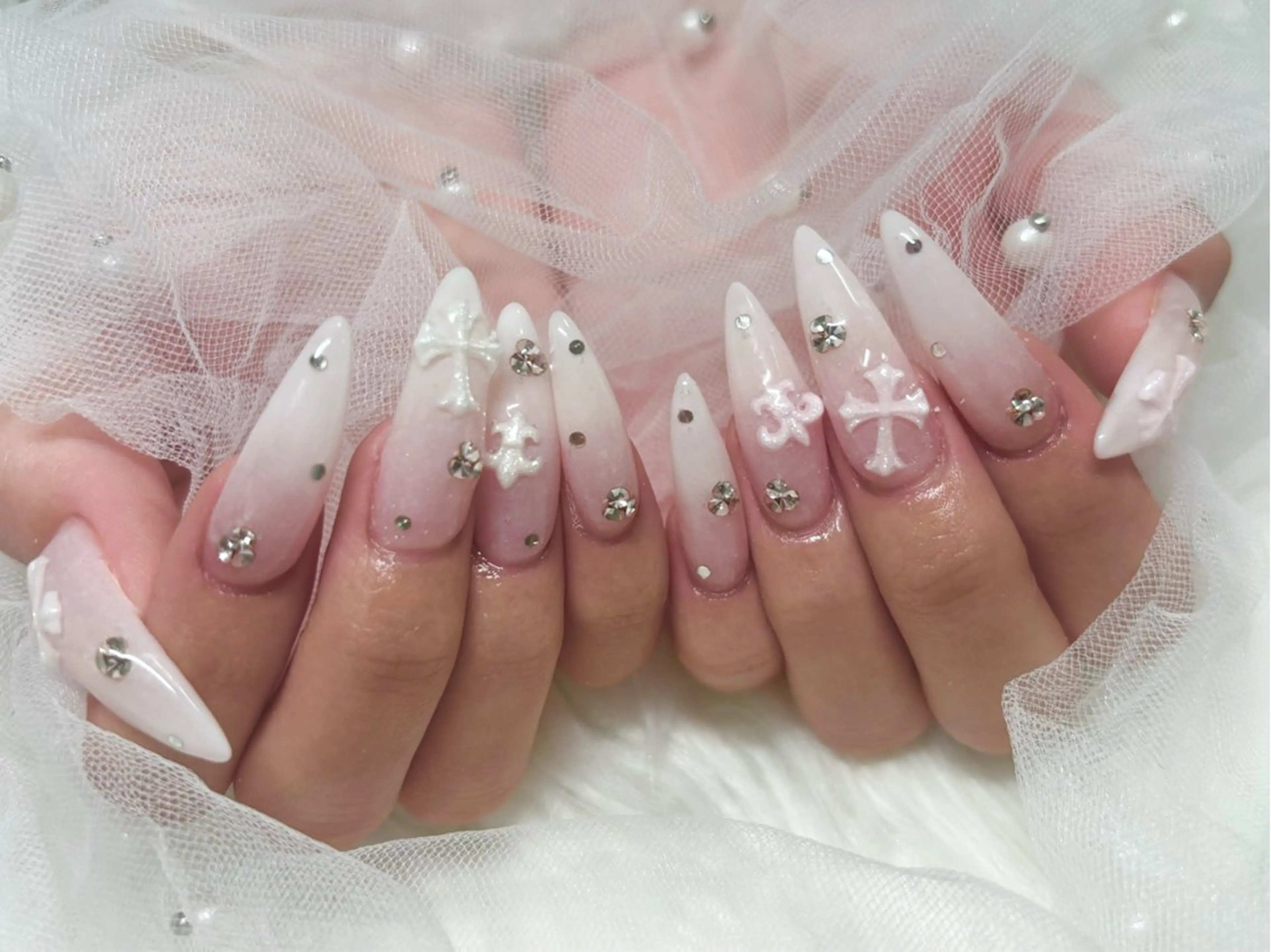 ネイル Roi〈ロワ〉 ayanaのネイルデザイン