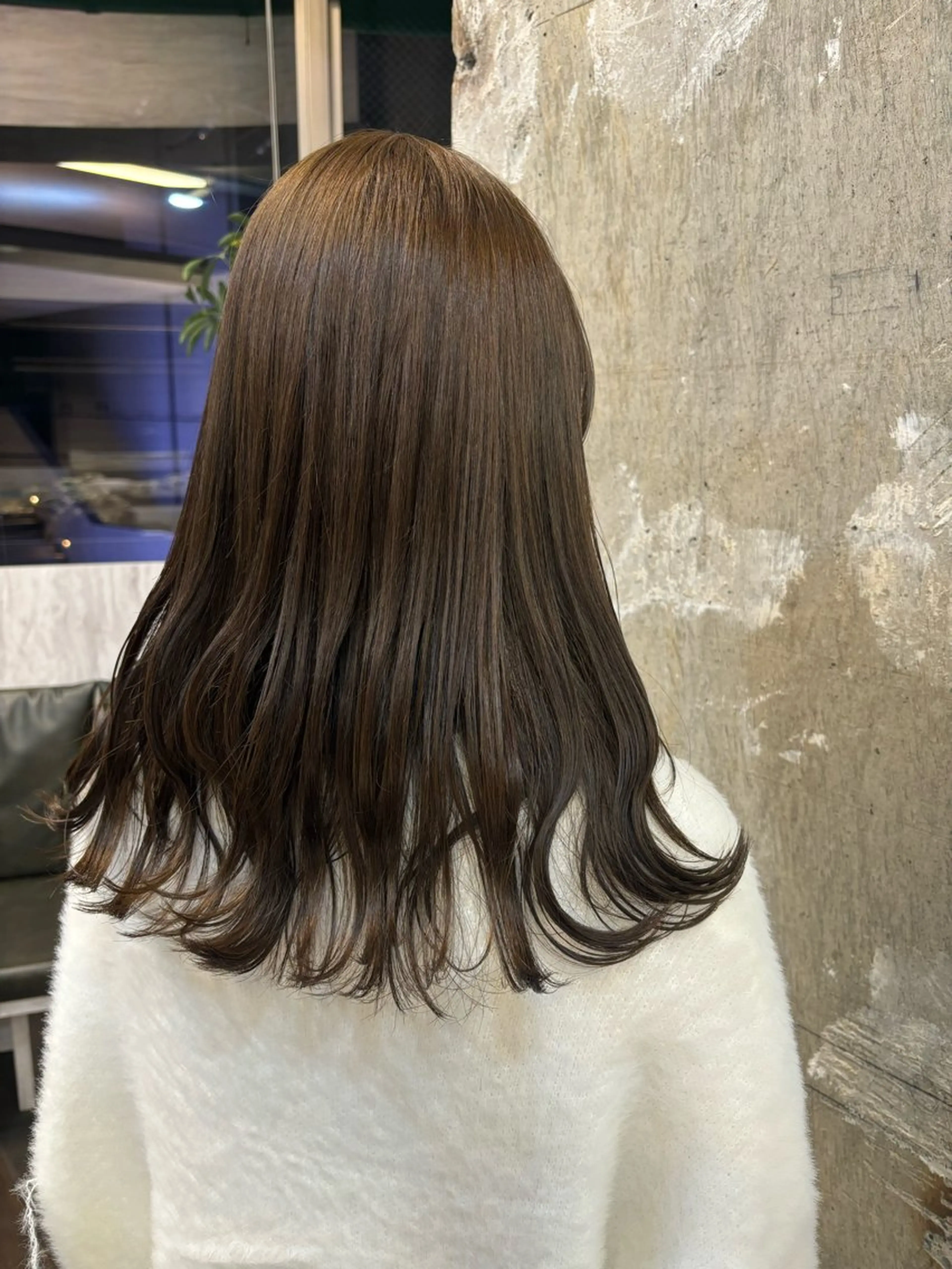 ロング カラー ベージュカラー オリーブベージュ ショートパーマ 🫧ちひろ🫧のヘアスタイル