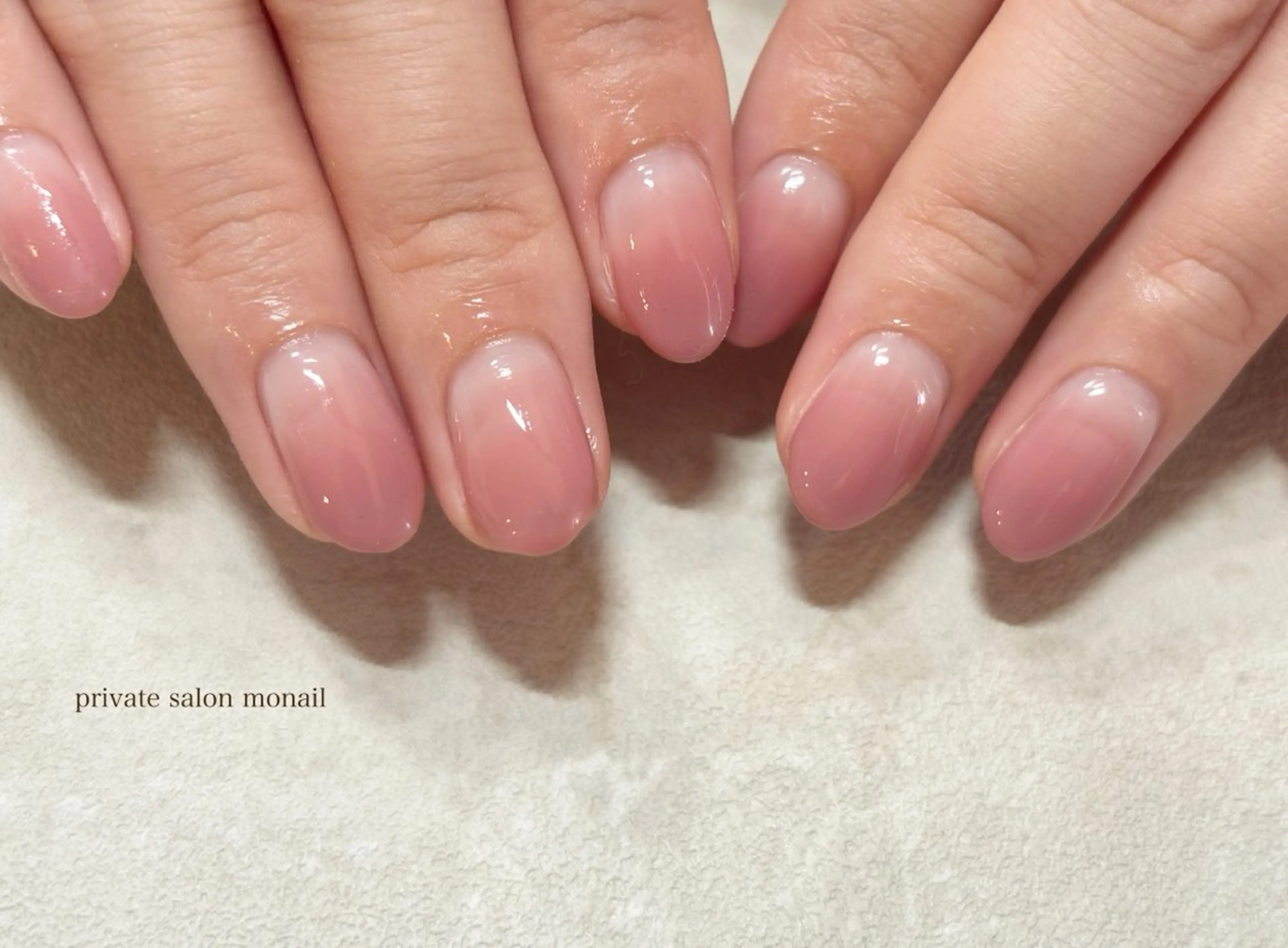 ネイル グラデーション オフィスネイル ピンク ハンドネイル nail salon monailのネイルデザイン