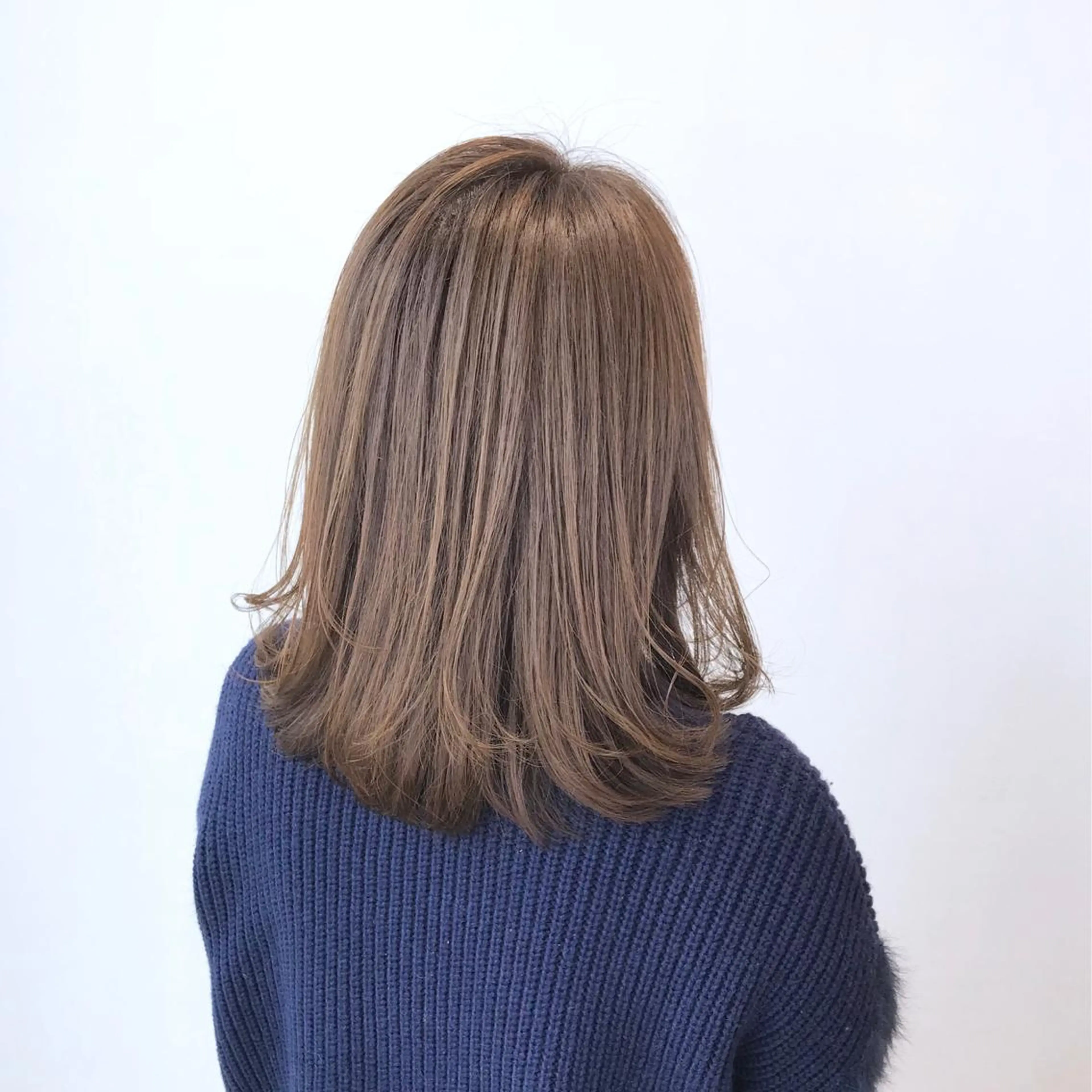 ミディアム カラー 似合わせカット🌿 前川のヘアスタイル