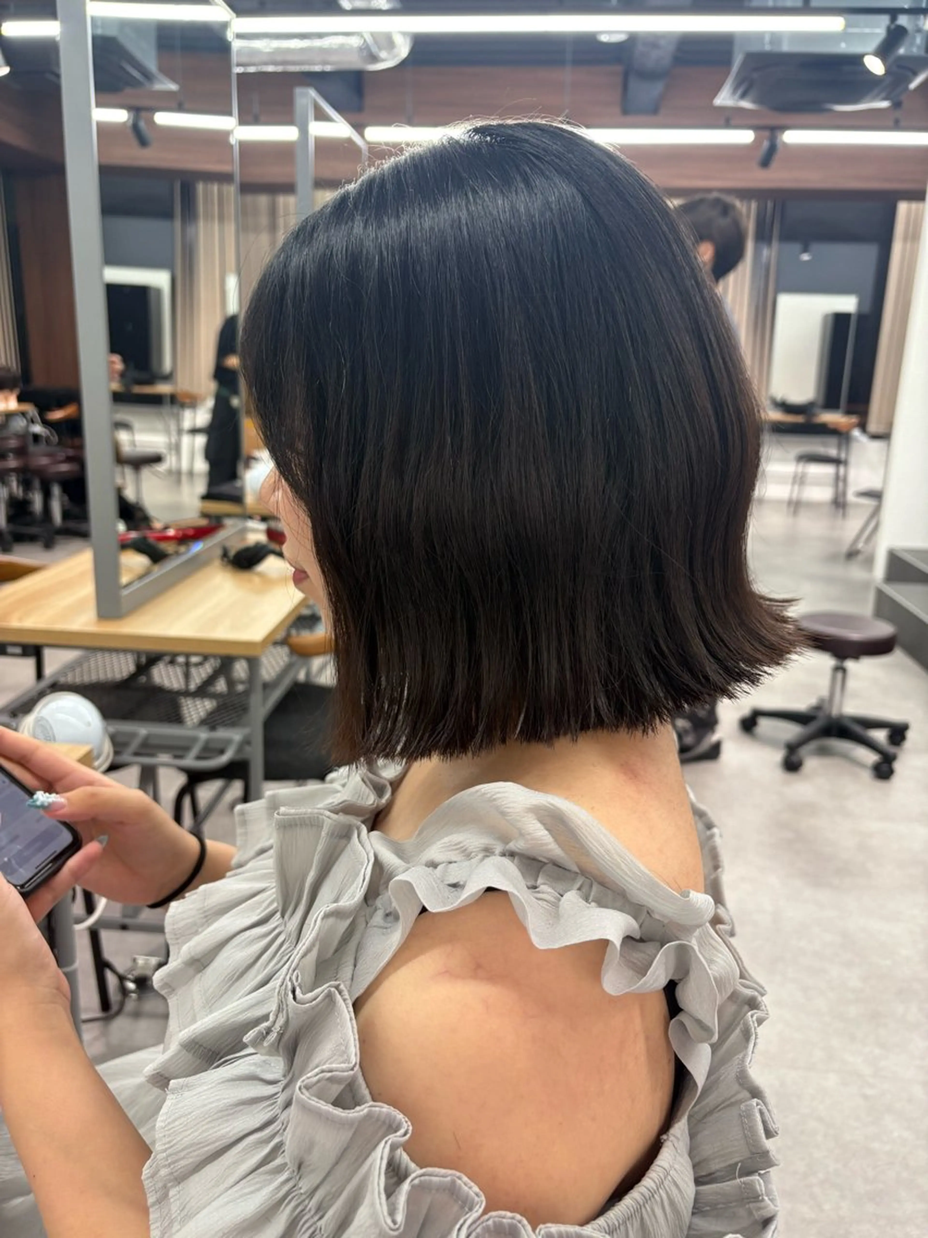 ショート カット ヘアカラー トリートメント オリーブベージュ/シ ョートボブたまき🧡のヘアスタイル