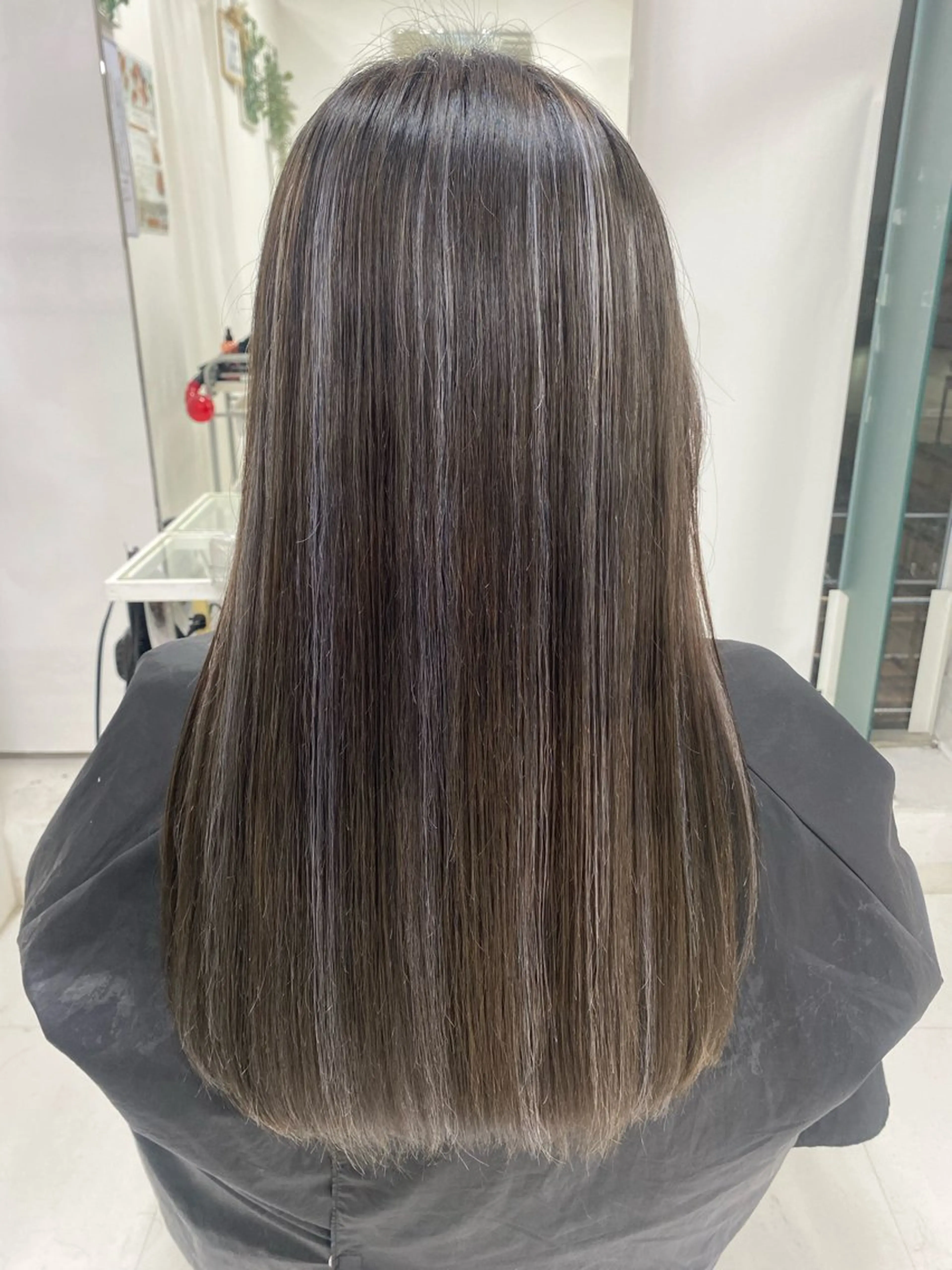 セミロング カラー ハイライトカラー ハイライト カット ヘアカラー 💙💛さいとう あやか💛💙のヘアスタイル