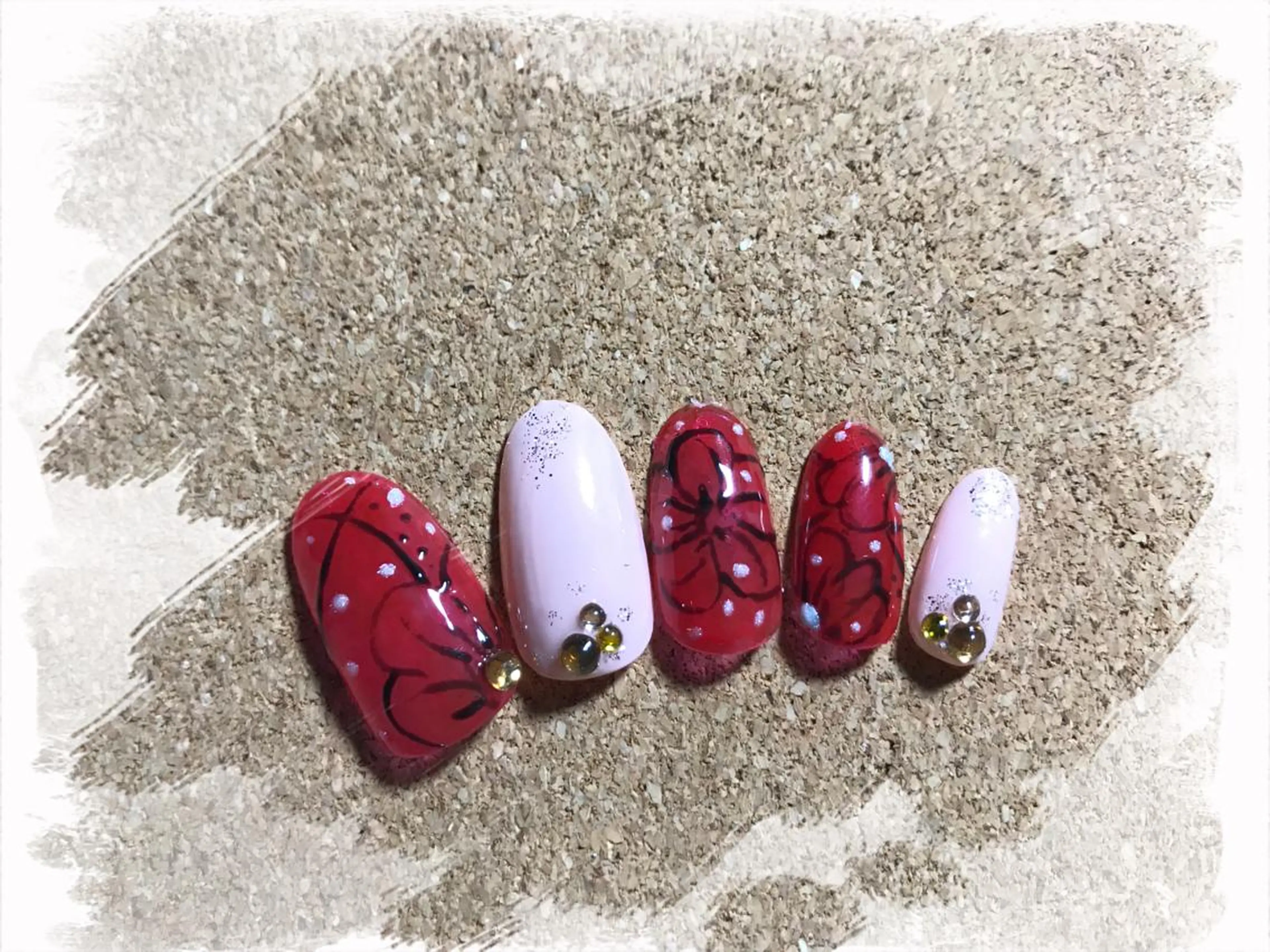 ネイル 寺山 千鶴のネイルデザイン