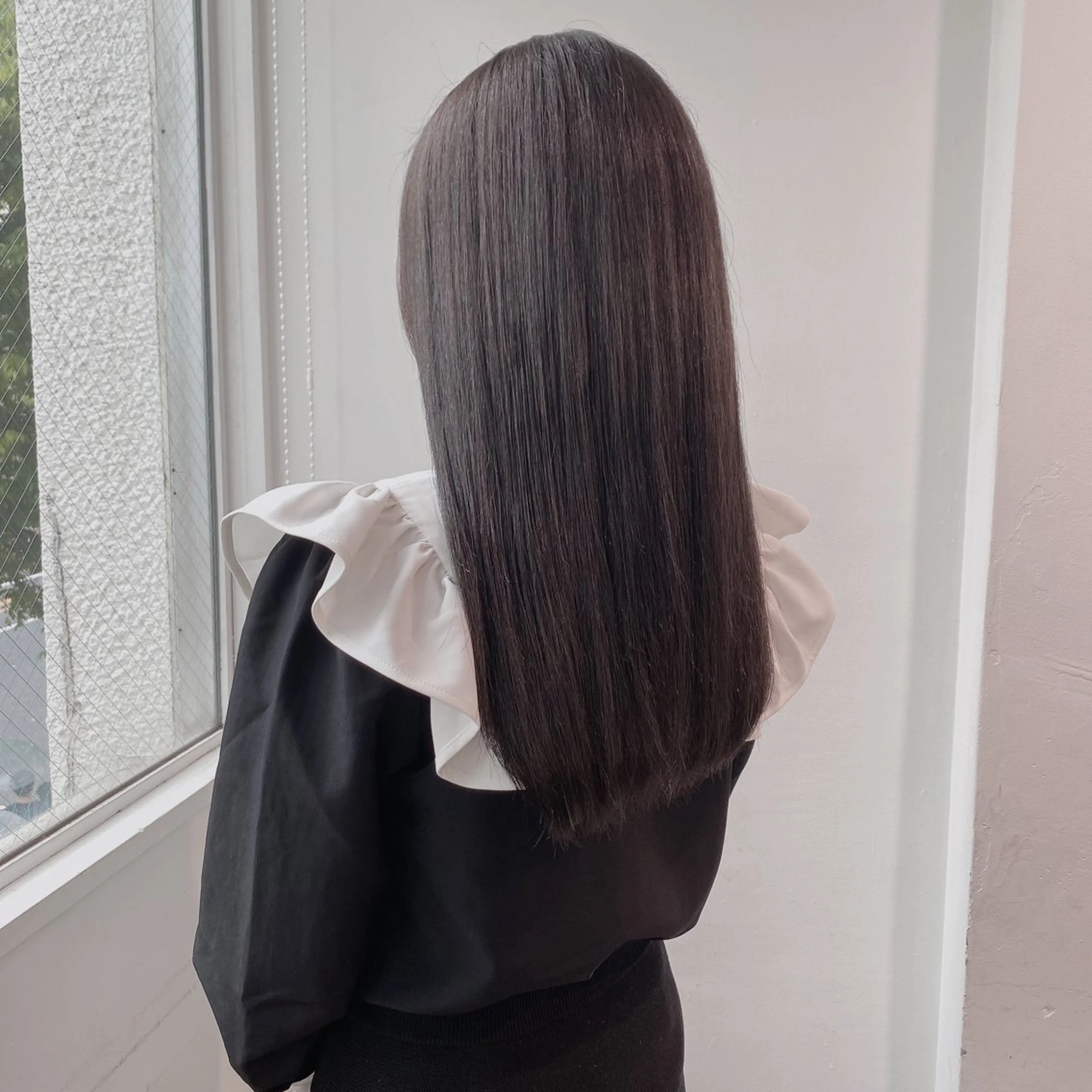 ロング カラー ヘアカラー トリートメント ヘッドスパ ヘアセット 𓏸レイヤー髪質改善 透けカラーカノン🫧のヘアスタイル