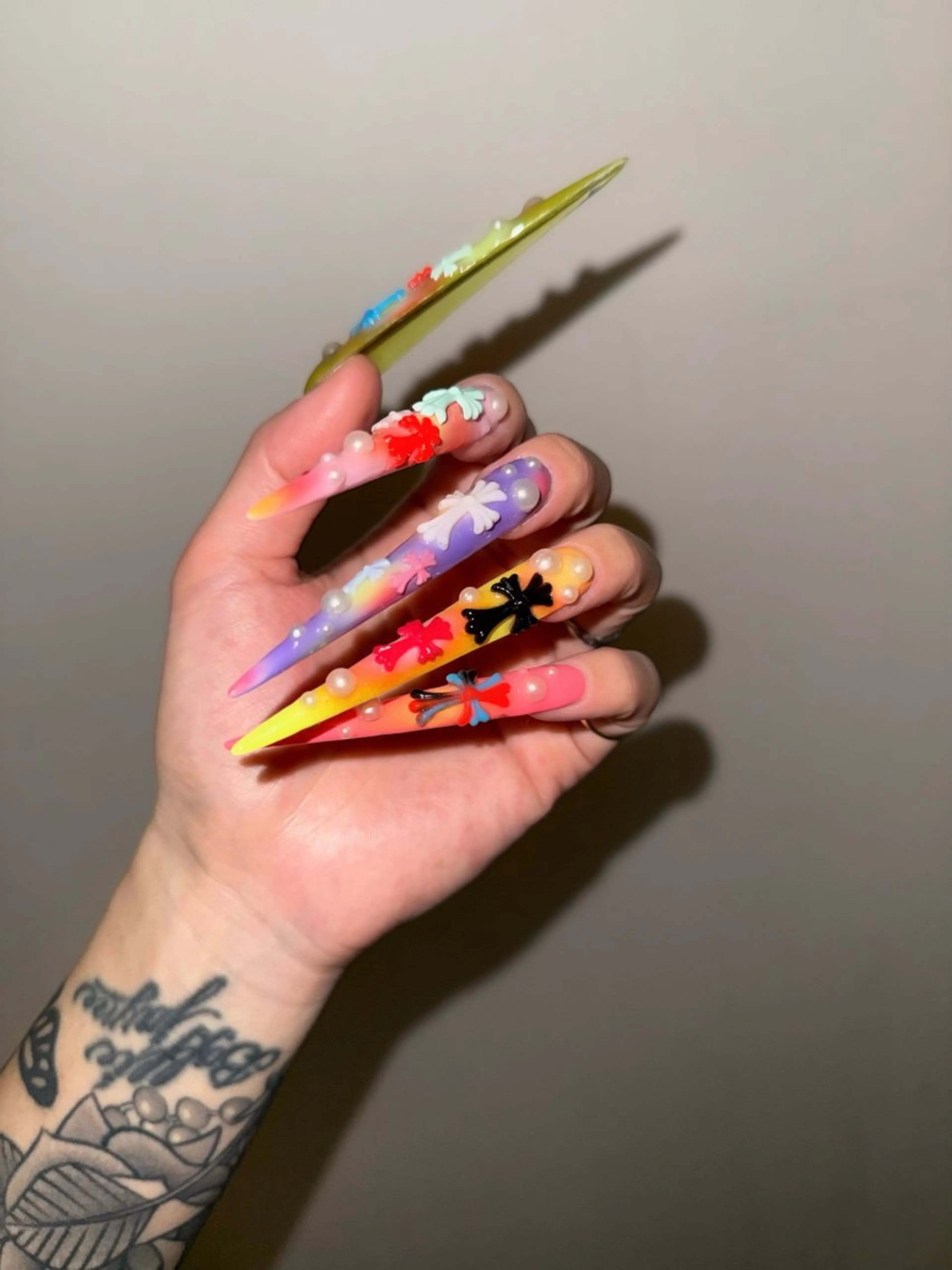 ネイル アートネイル ハンドネイル ハンドケア ONIKA Nail 表参道A4徒歩3分のネイルデザイン