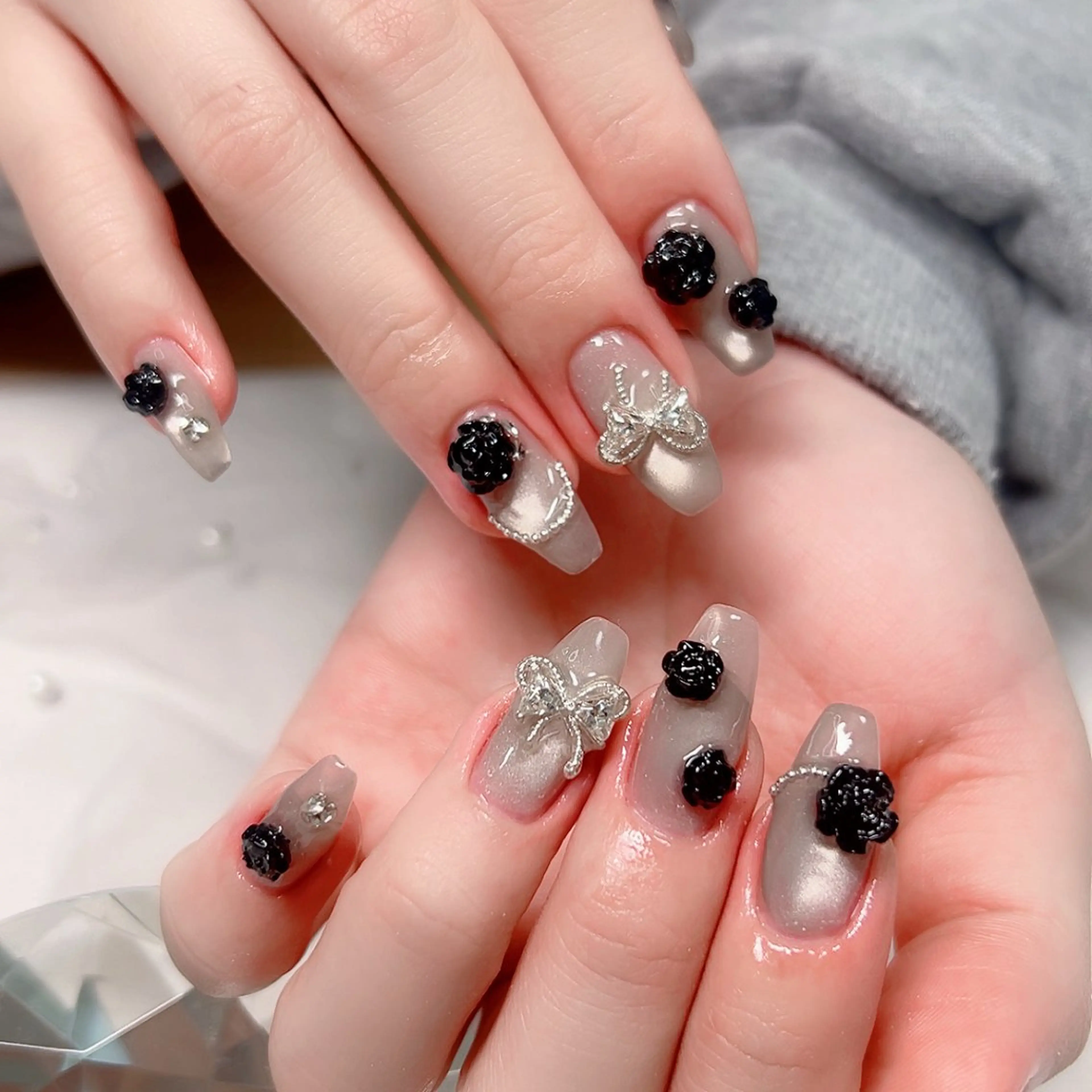 ネイル マグネットネイル リボン Cute Tips nailのネイルデザイン