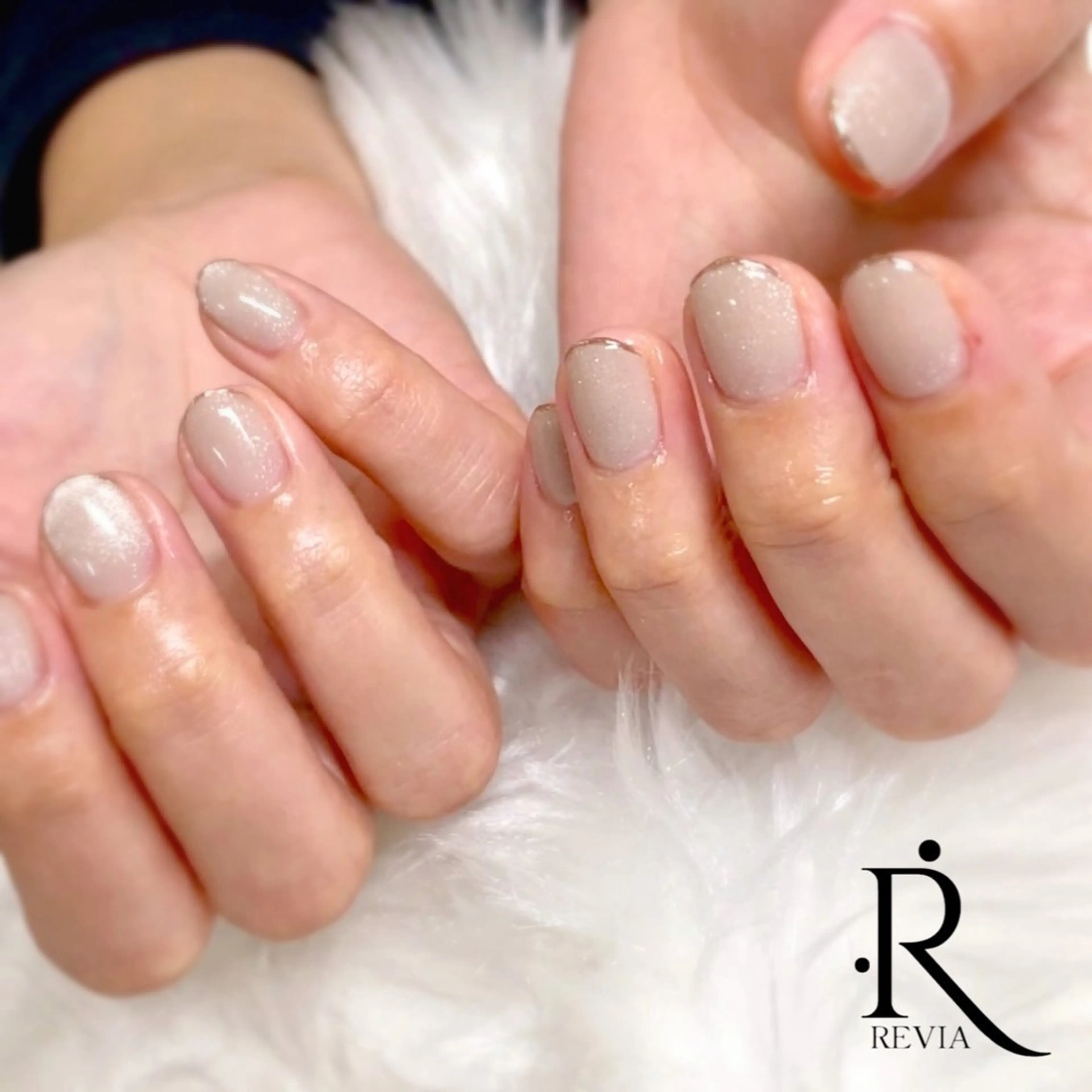 ネイル フレンチネイル キラキラネイル マグネットネイル ミラーネイル シンプルネイル ハンドネイル REVIA :ayaのネイルデザイン