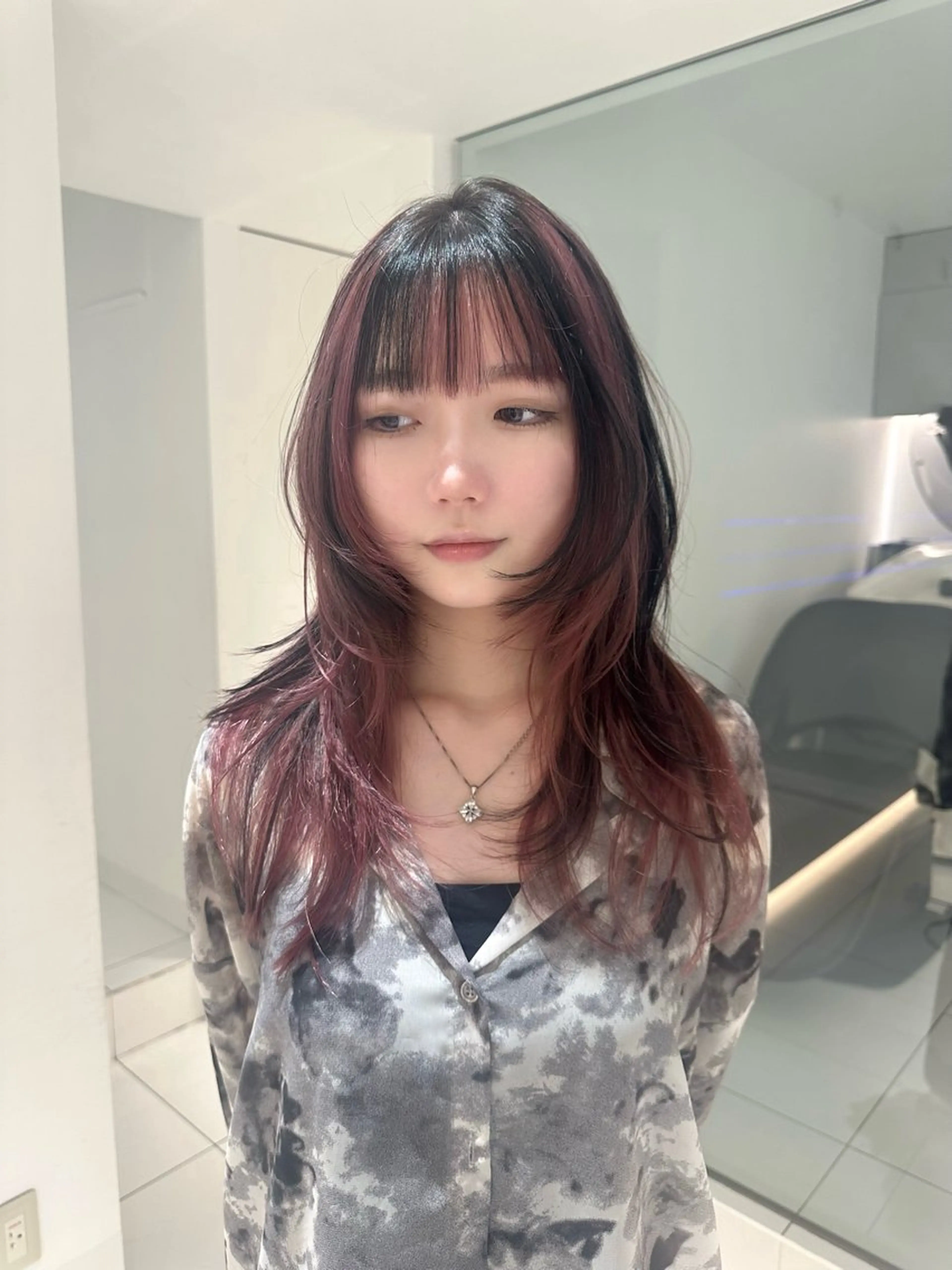 ロング カラー デザインカラー レイヤーカット keen吉祥寺所属・ハッシュカット ✦·.⋆  SAYAのヘアスタイル