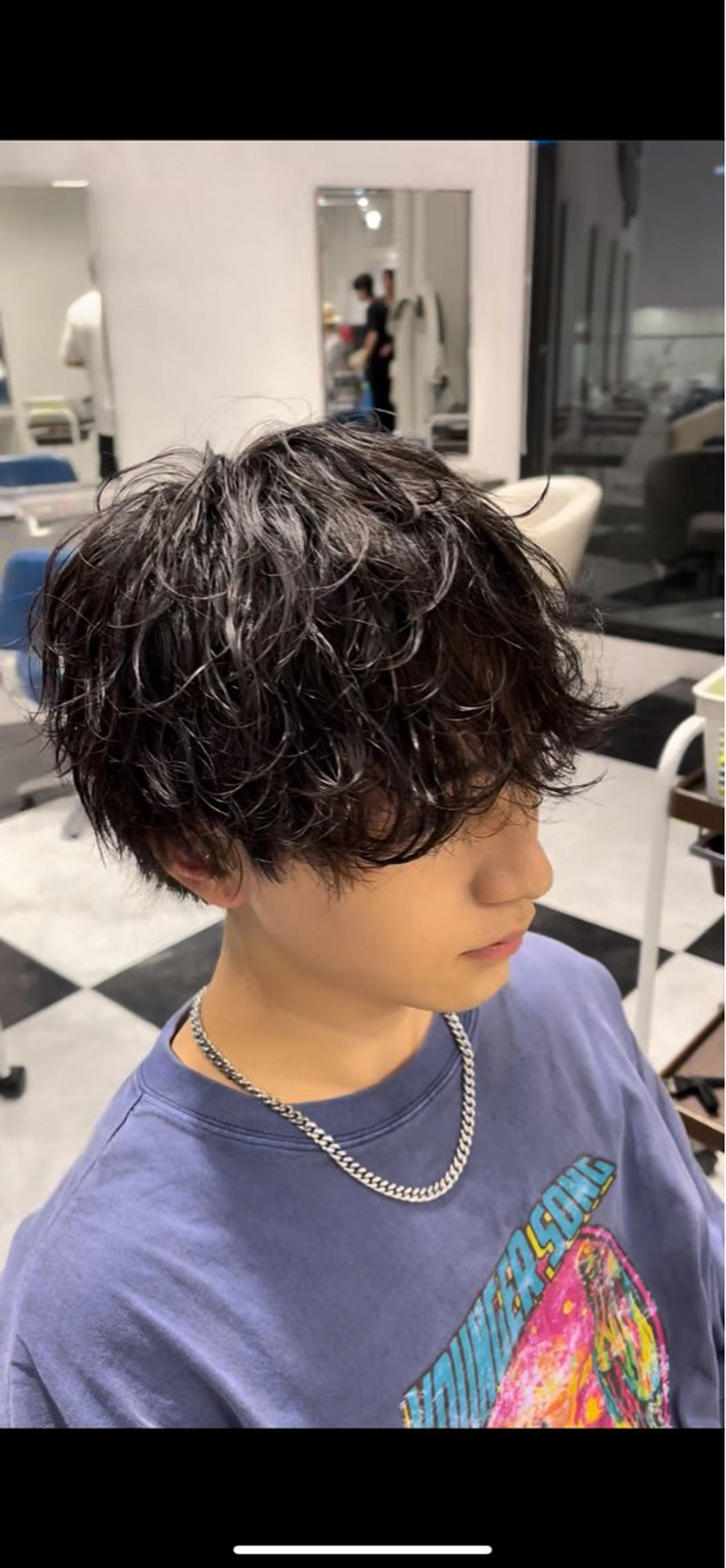 メンズ 波巻きパーマ カット パーマ トリートメント メンズ 似合わせカットのヘアスタイル