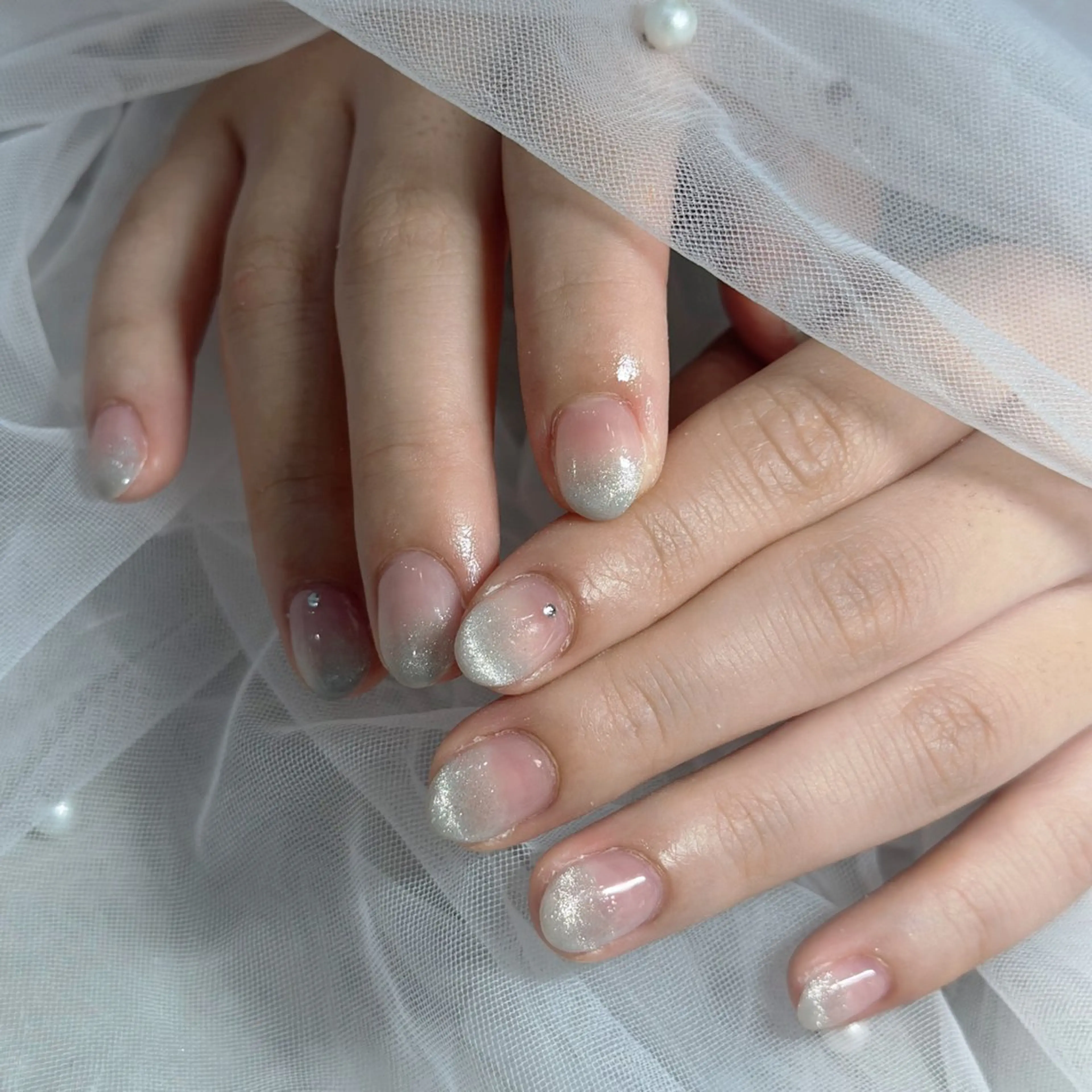 ネイル ハンドネイル フットネイル LAVISH nanamiのネイルデザイン