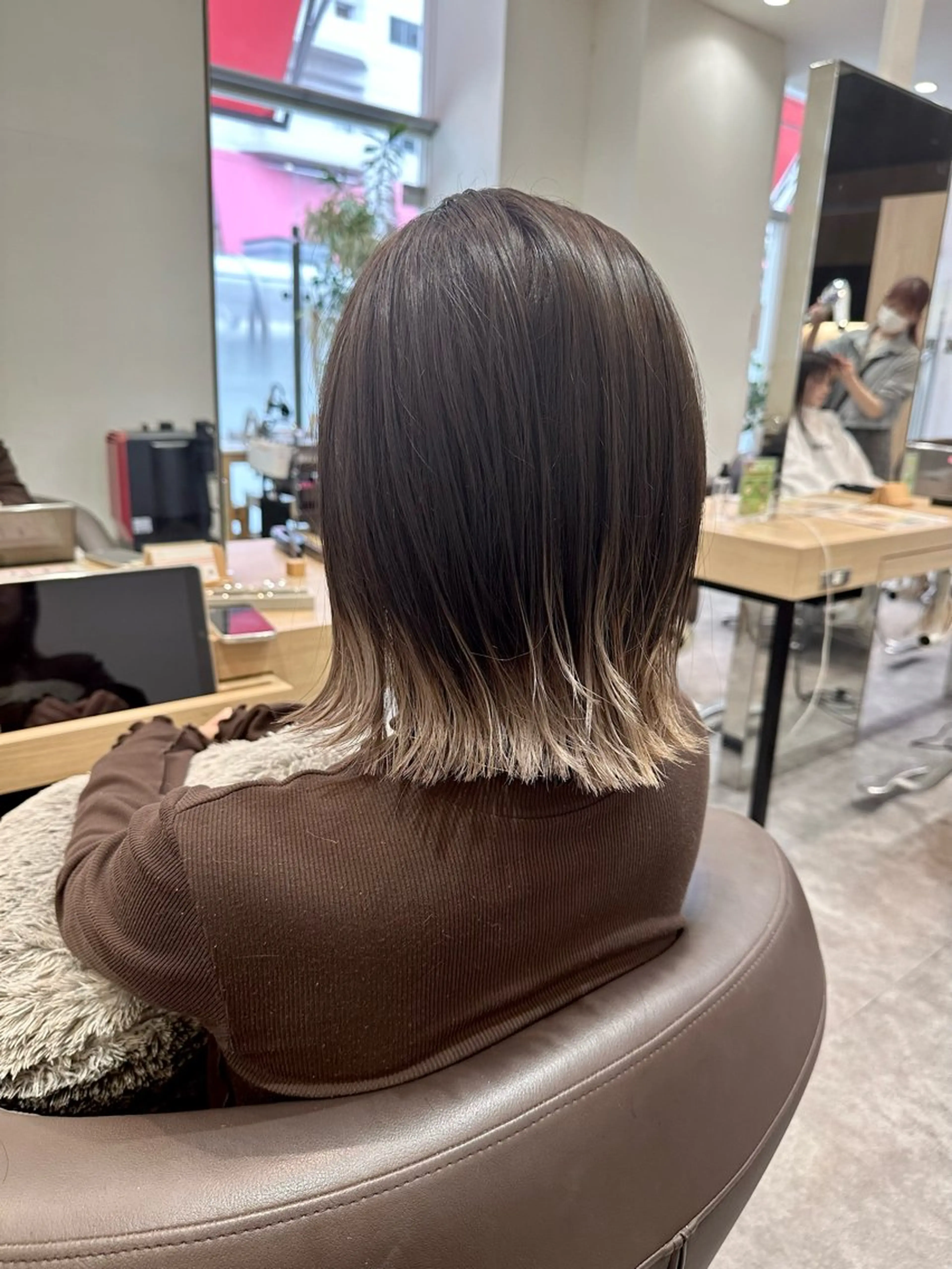 ミディアム ヘアカラー 艶カラー🌟 透明感カラー🌟磯部のヘアスタイル