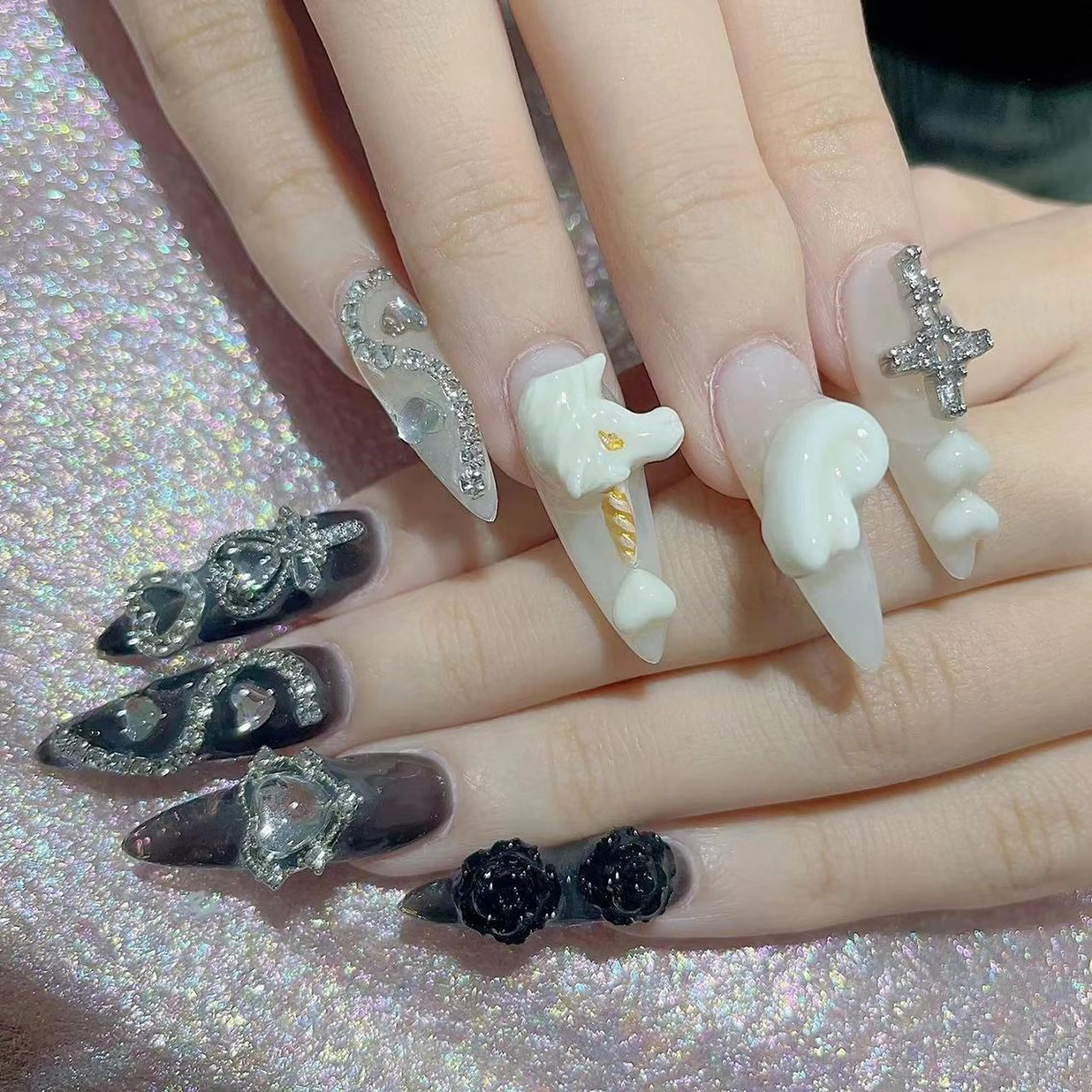 ネイル ハンドネイル Queens ひなのネイルデザイン