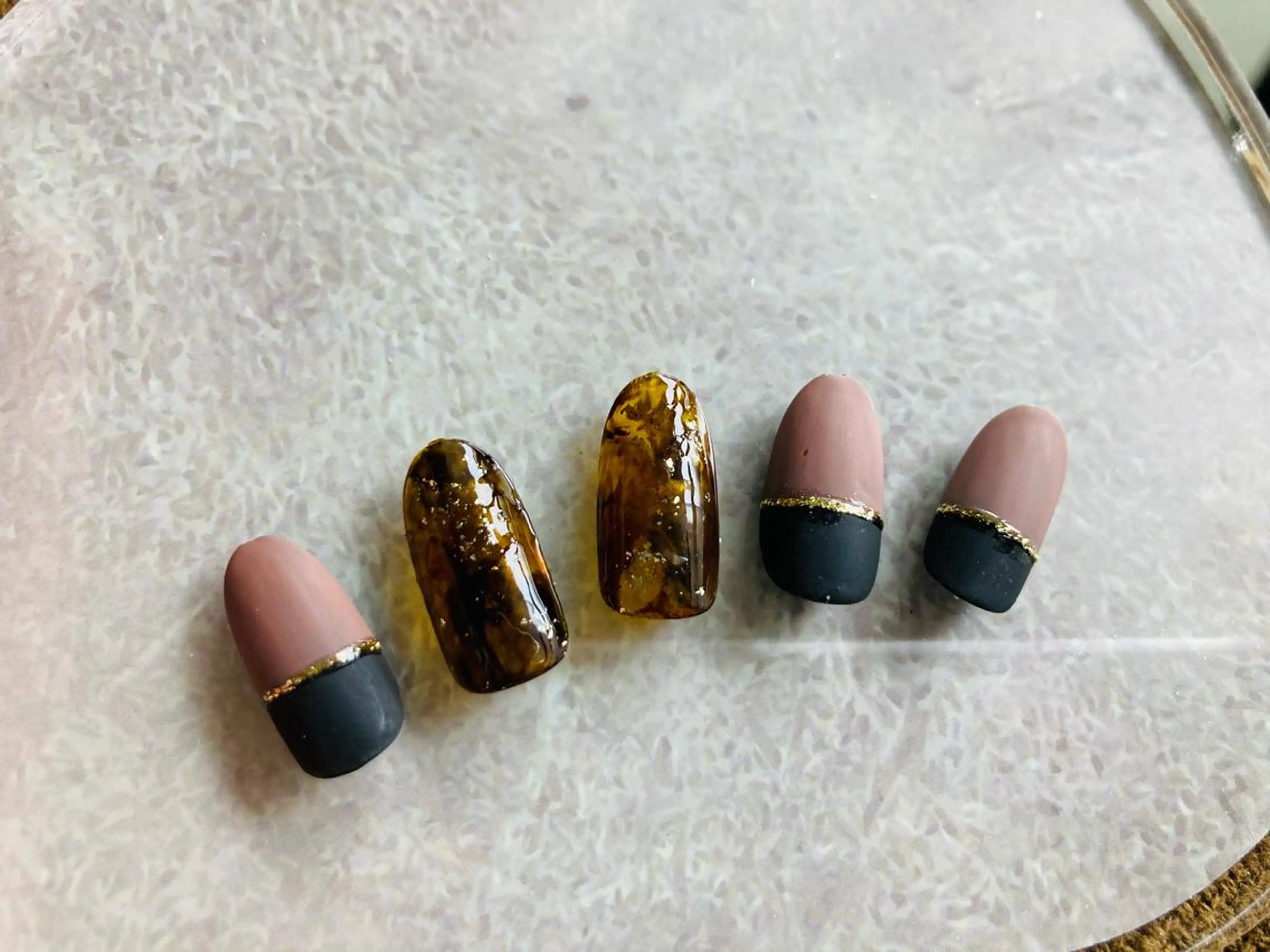 ネイル ECLAT エクラ所属・寺山 千鶴のネイルデザイン