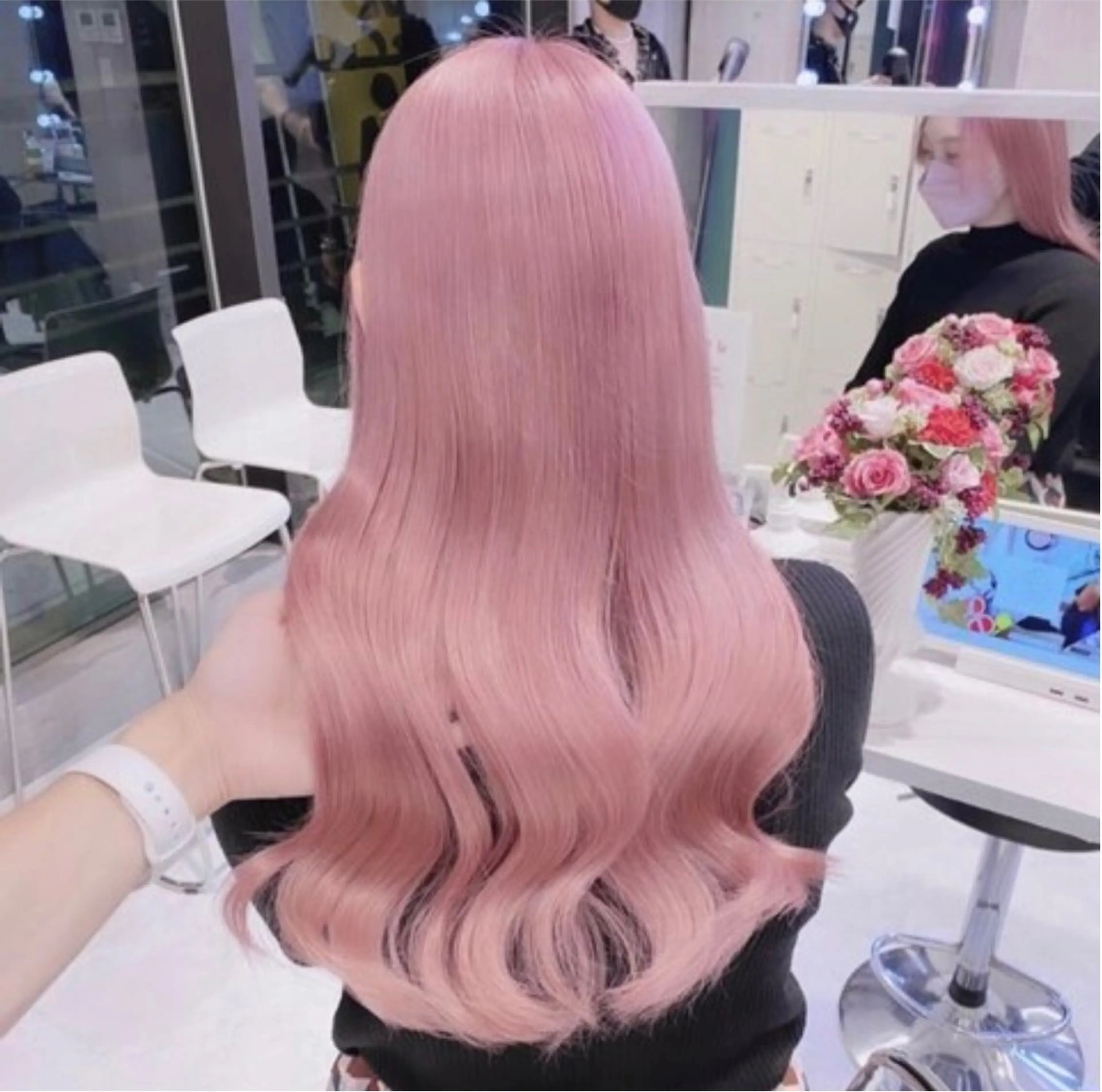 カラー ブリーチ ダブルカラー ヘアカラー 🌈【🎀ヘアデザイ ナー🎀】✨ノン✨のヘアスタイル