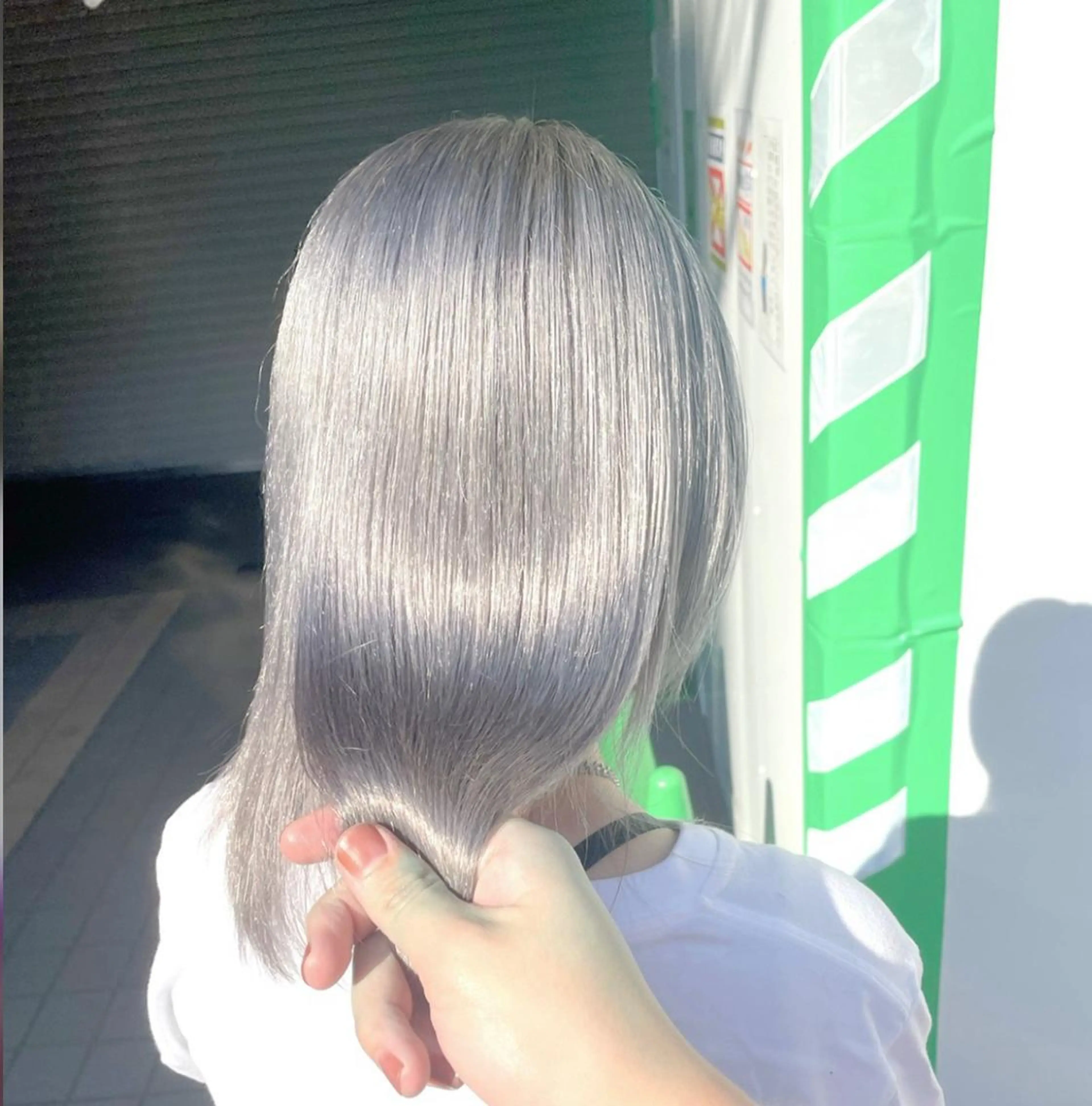 ミディアム カラー ヘアカラー トリートメント ヘアセット ハイトーン特化🎀 LEONのヘアスタイル