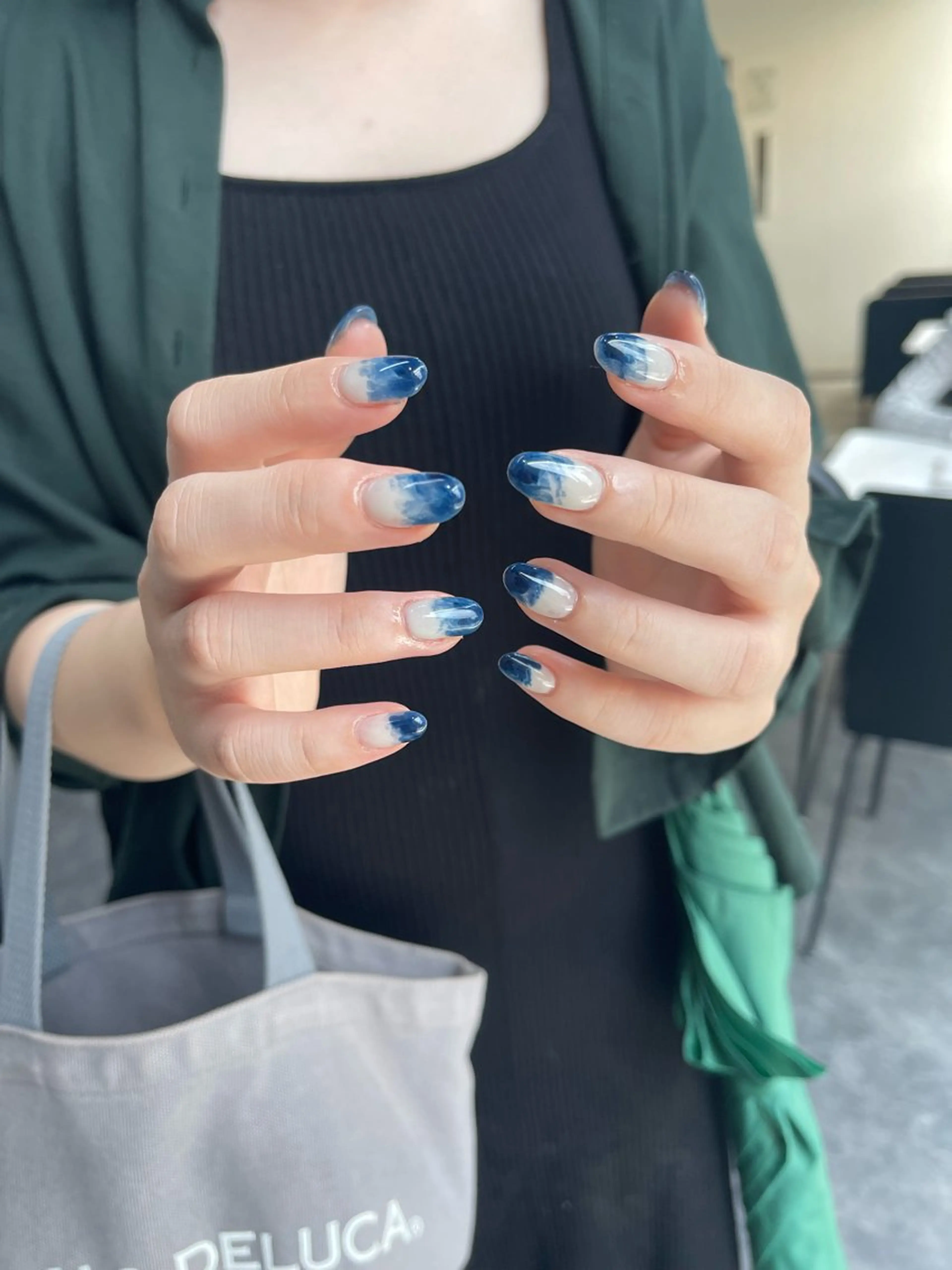 ネイル フレンチネイル マグネットネイル ニュアンスネイル ワンカラーネイル GRANDE大須 Cecil💜のネイルデザイン