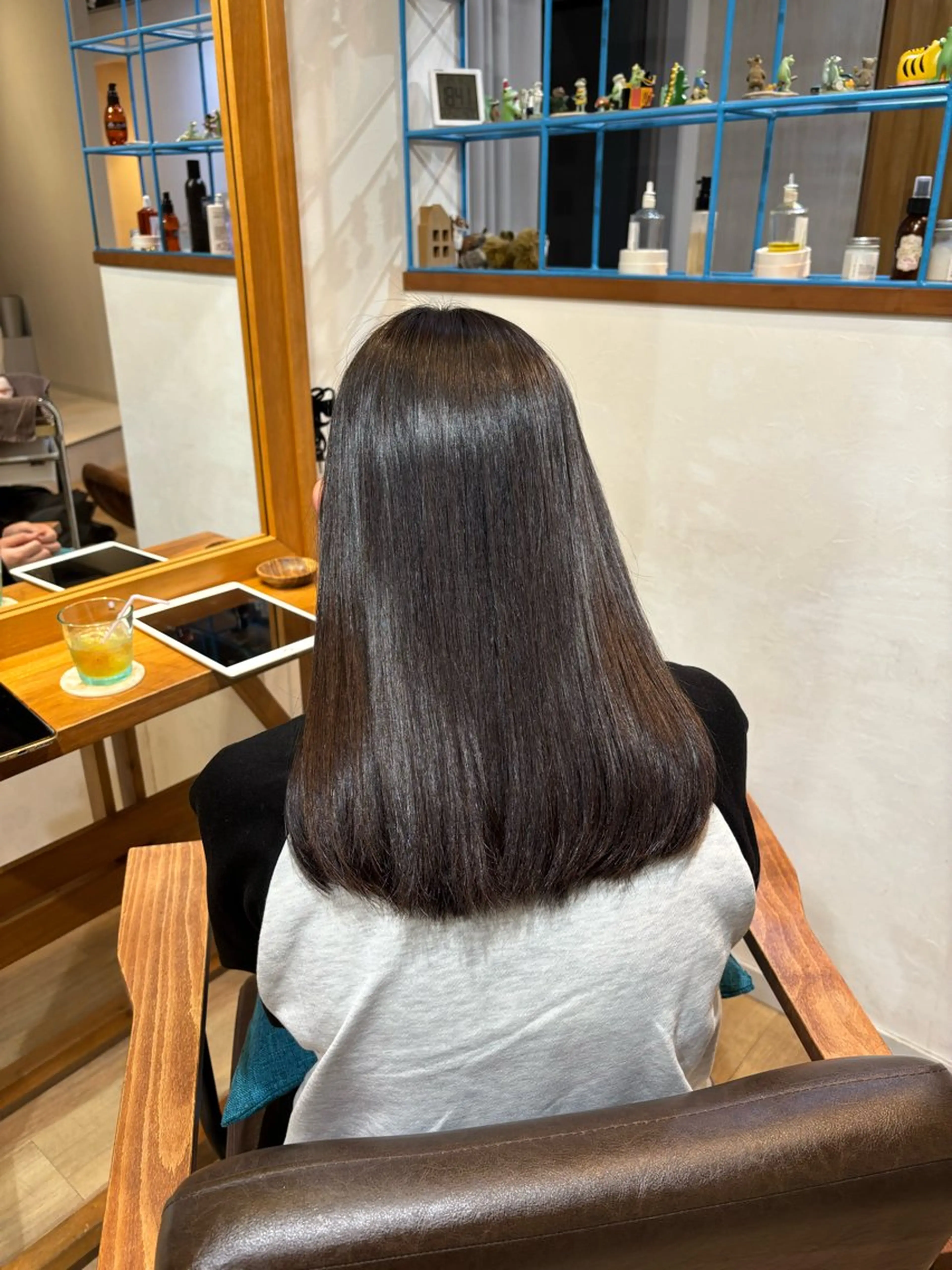 セミロング パーマ カット 縮毛矯正 RINNO🌷艶髪/ 艶カラー/縮毛矯正のヘアスタイル