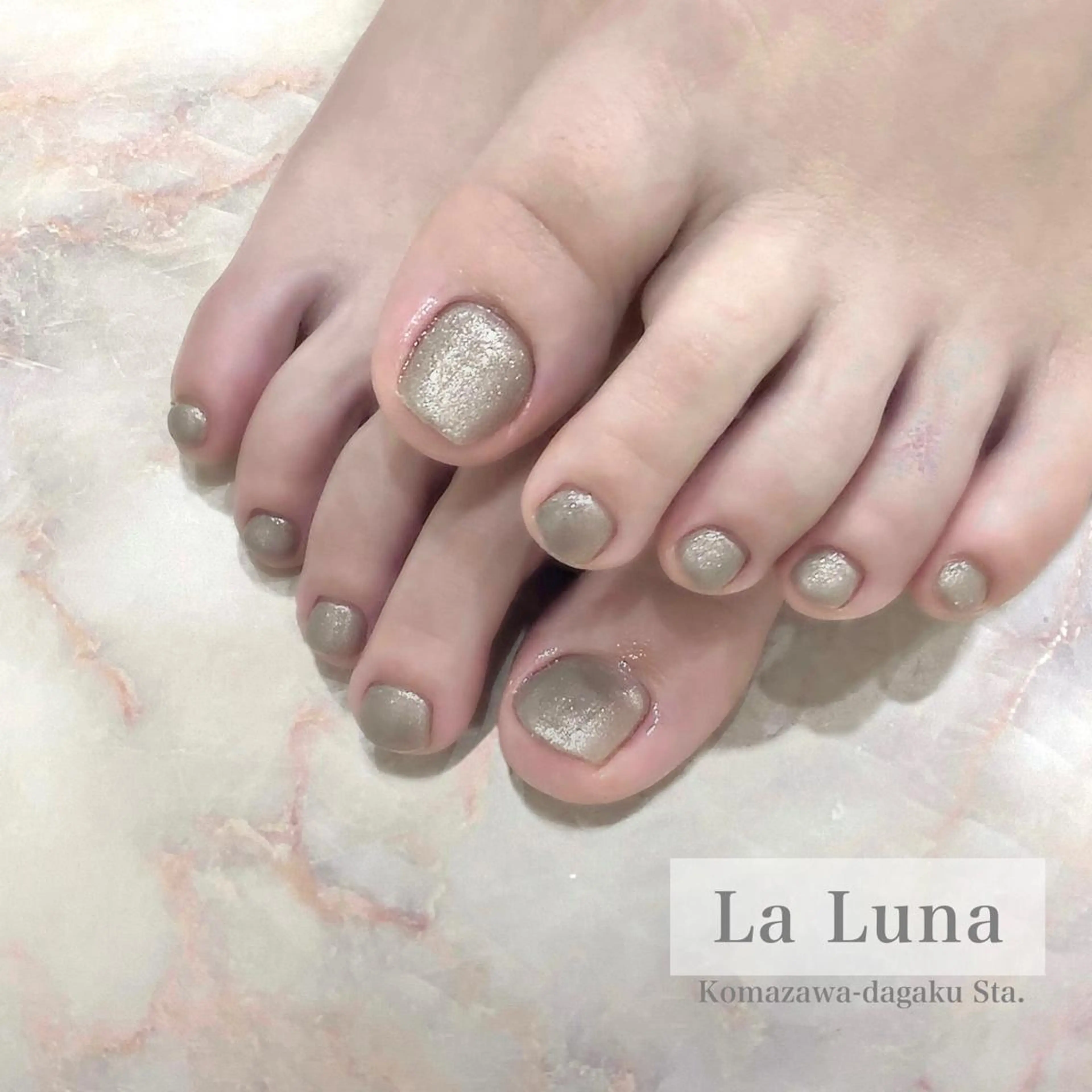 ネイル ワンカラーネイル LaLuna🌙 Natsukiのネイルデザイン