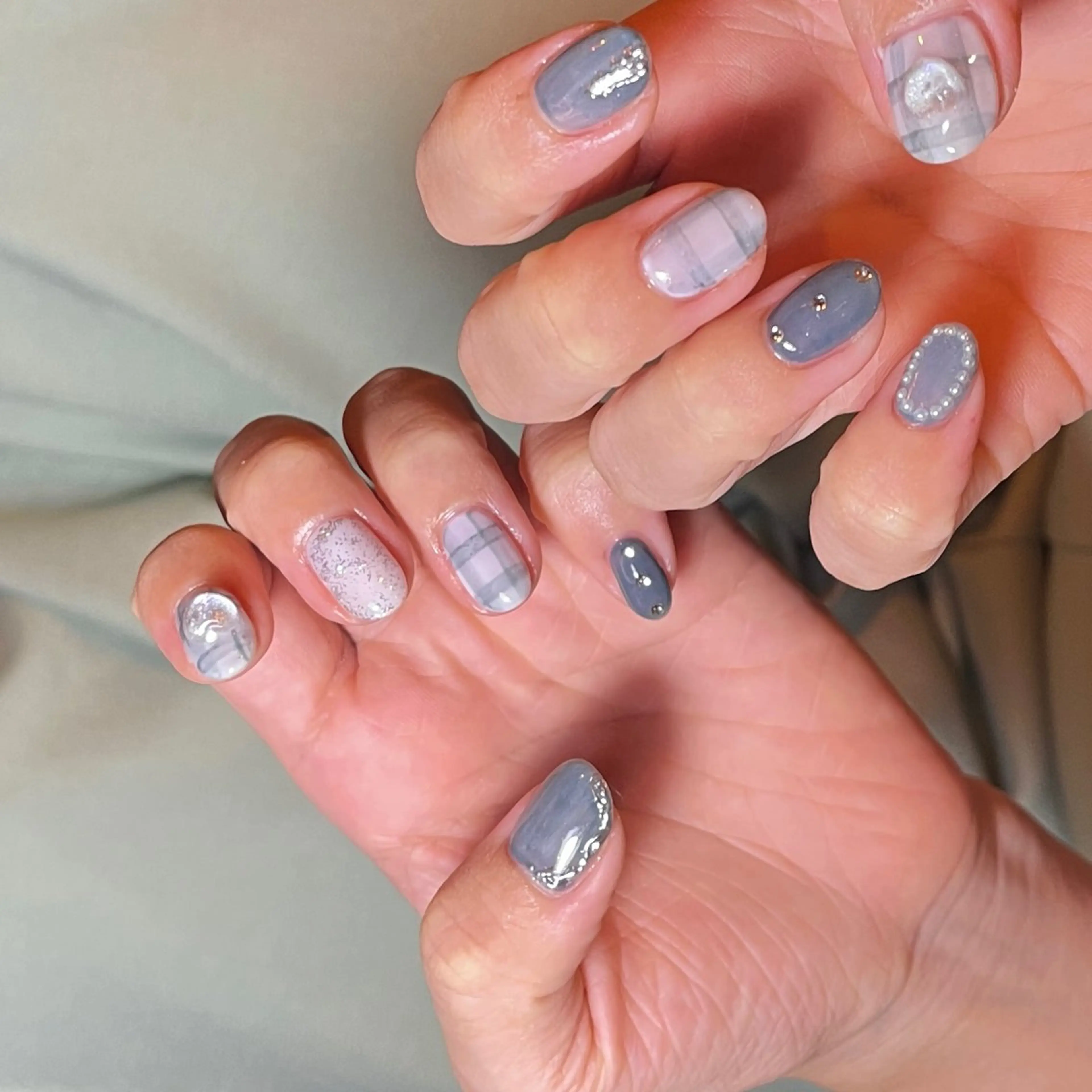 ネイル ブルー ハート フリーランス¨̮⃝ ネイリストOKADAのネイルデザイン