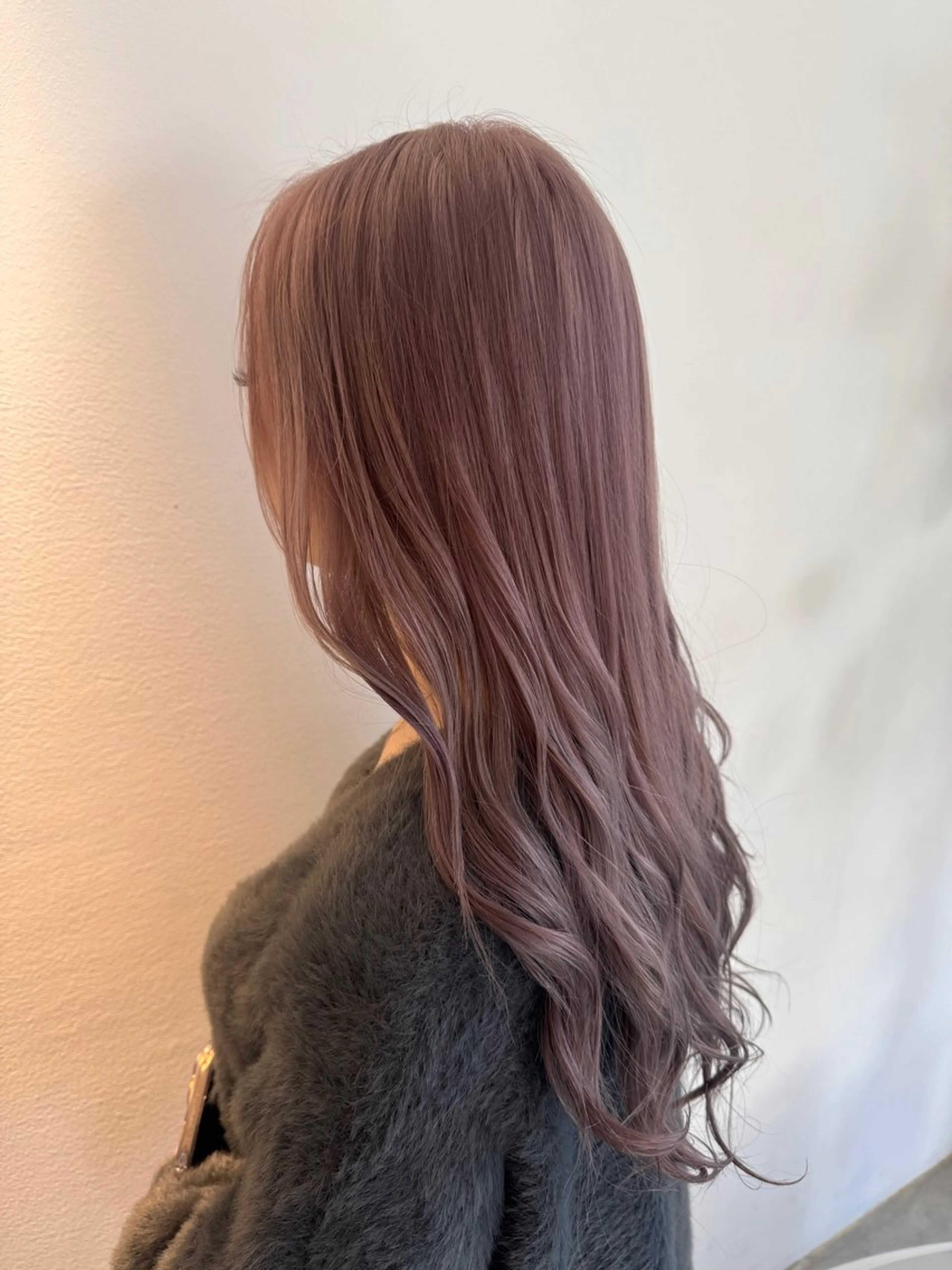 ロング カラー ピンクカラー シルバー カット ヘアカラー 💖ASUKA 💜/透明感カラーのヘアスタイル