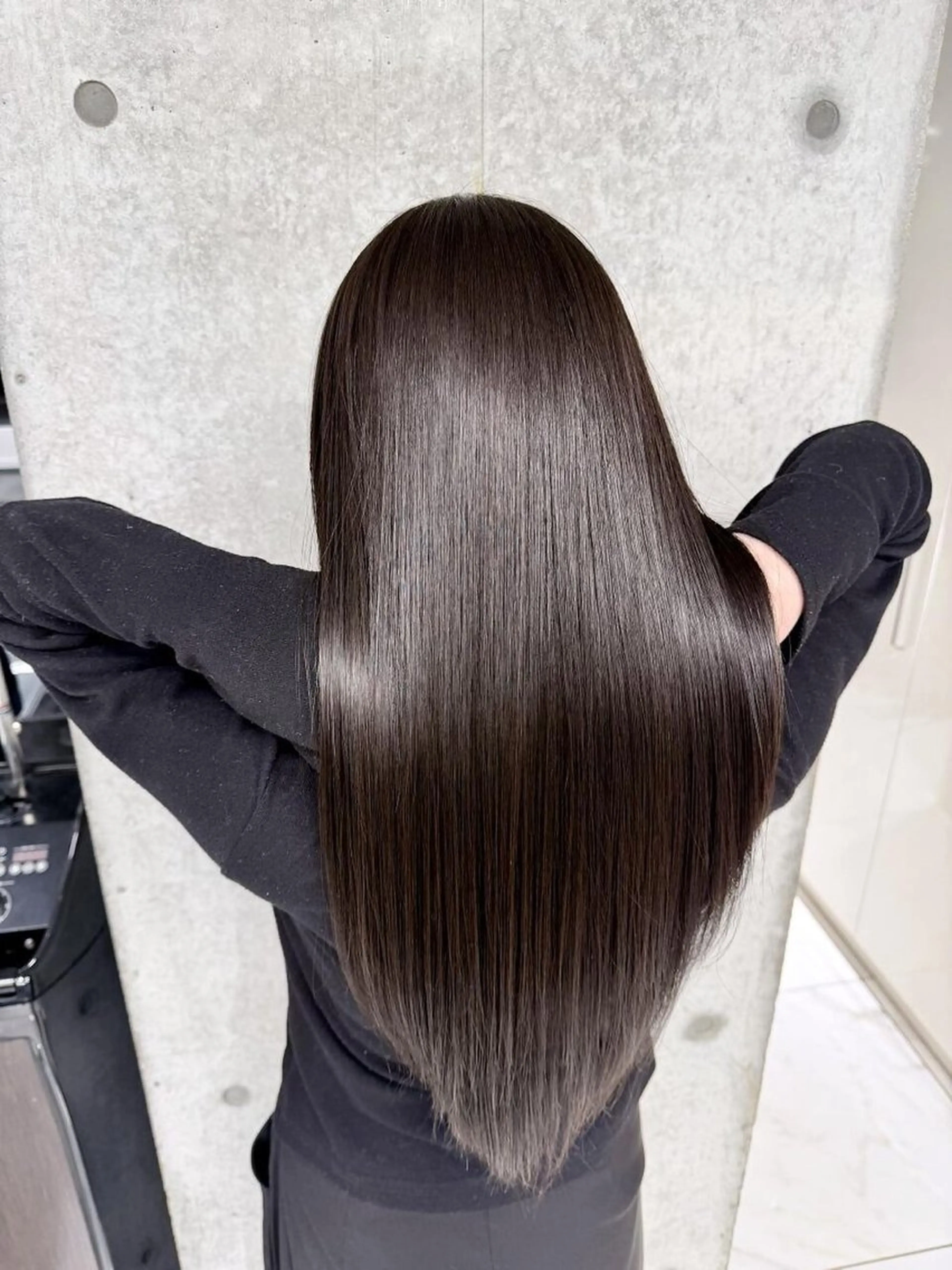 ロング トリートメント sweep 七海のヘアスタイル