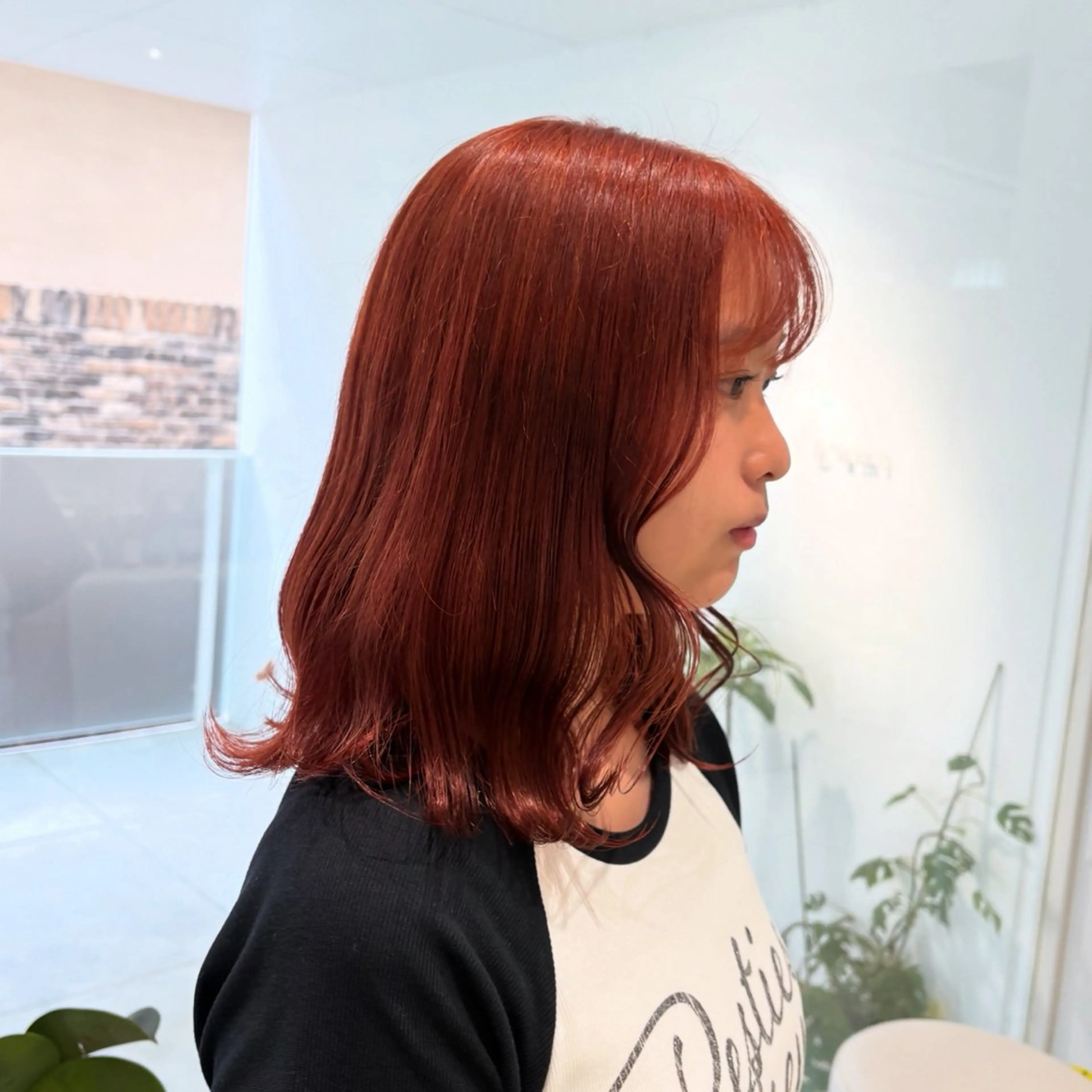 ミディアム カラー ブリーチ オレンジ ピンクカラー カット ヘアカラー トリートメント ヘッドスパ ヘアセット カジュアルを女っぽく 𝗮𝘆𝗮𝗰𝗼のヘアスタイル