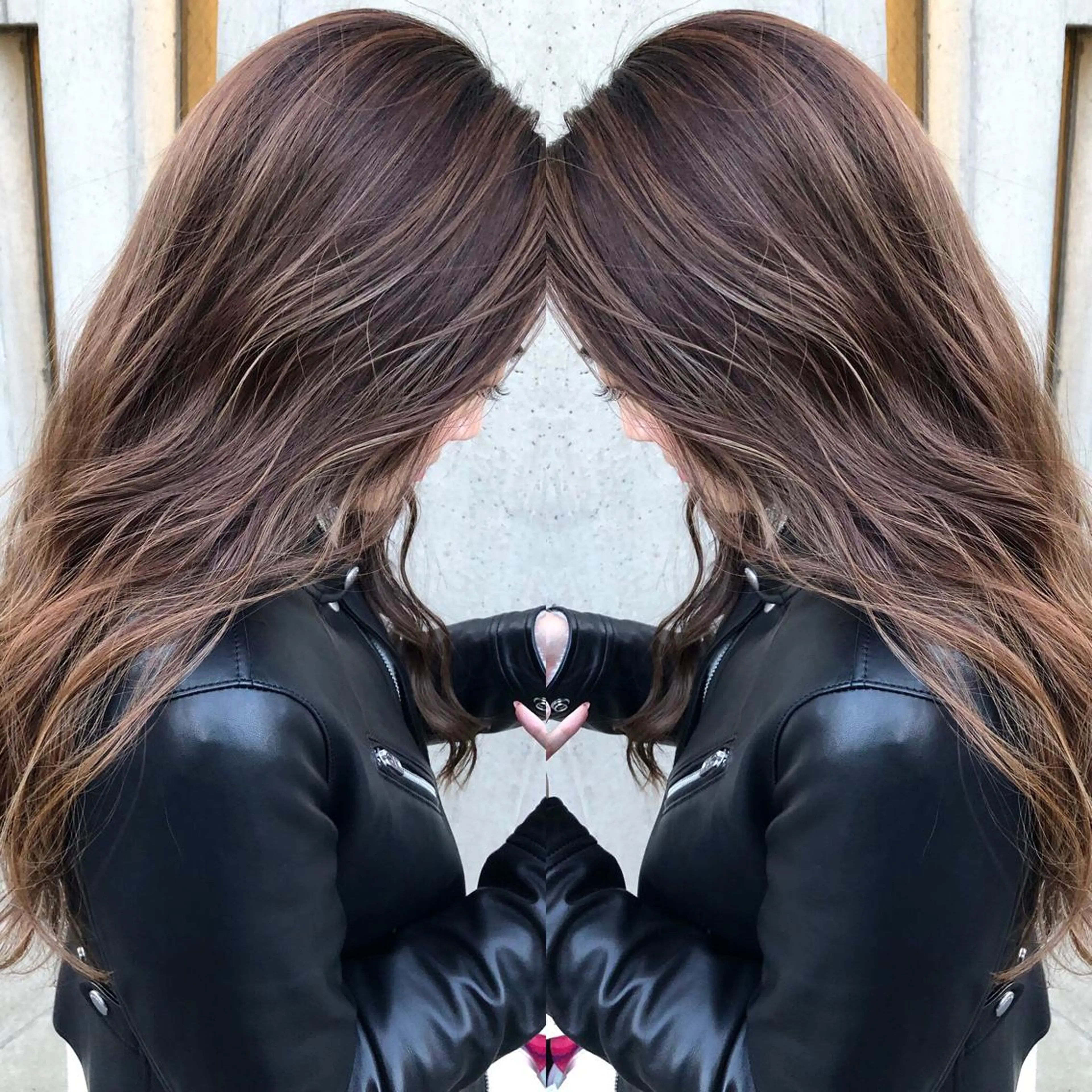 セミロング カラー パーマ ヘアアレンジ メンズ キッズ ネイル マツエク・マツパ メンズハイライト アッシュ アッシュグレー アッシュグレージュ グレージュ カット ヘアカラー トリートメント ヘッドスパ 韓国風×透明感カラー 髪質改善オタベシンヤのヘアスタイル