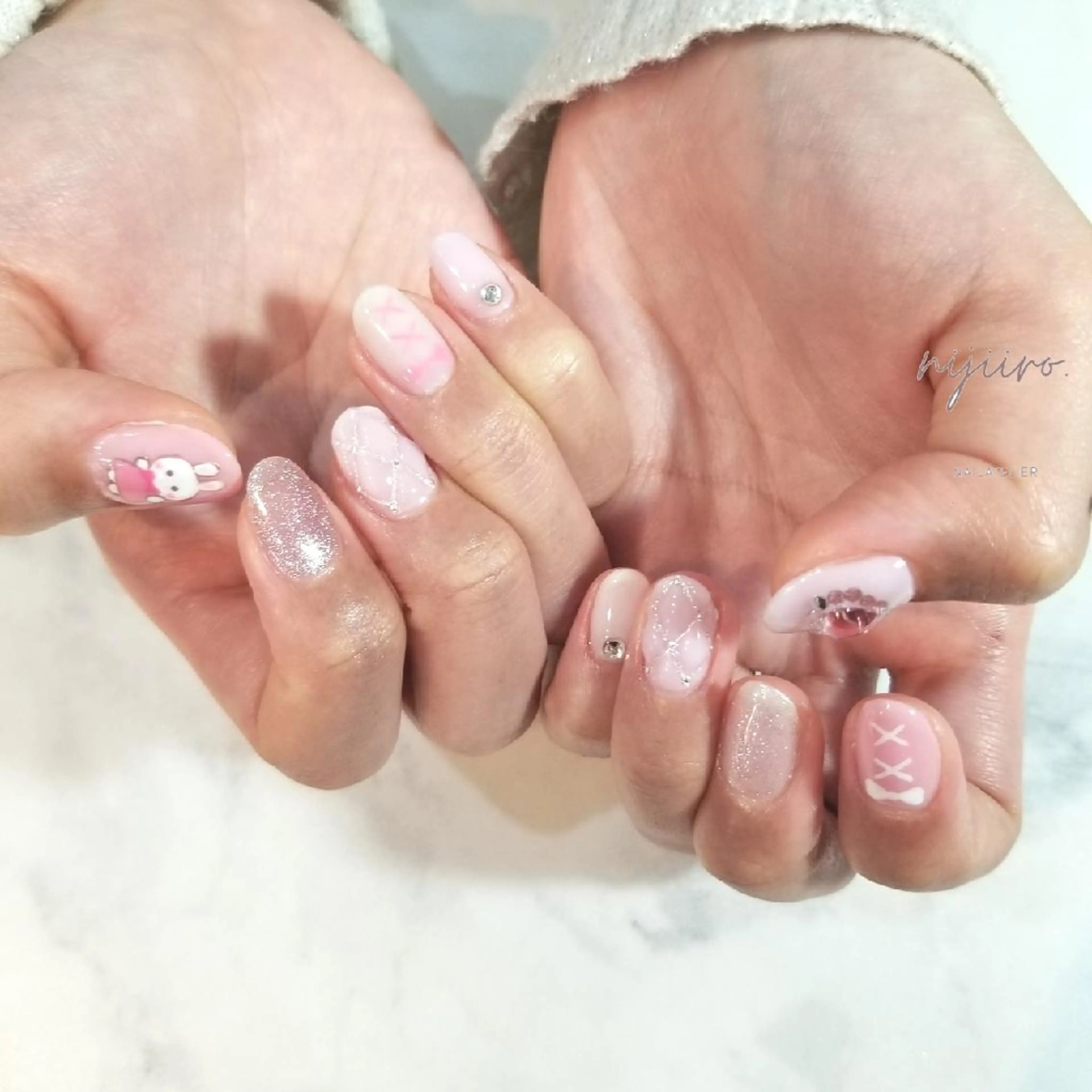 ネイル ハンドネイル nijiiro🌈 サトウのネイルデザイン