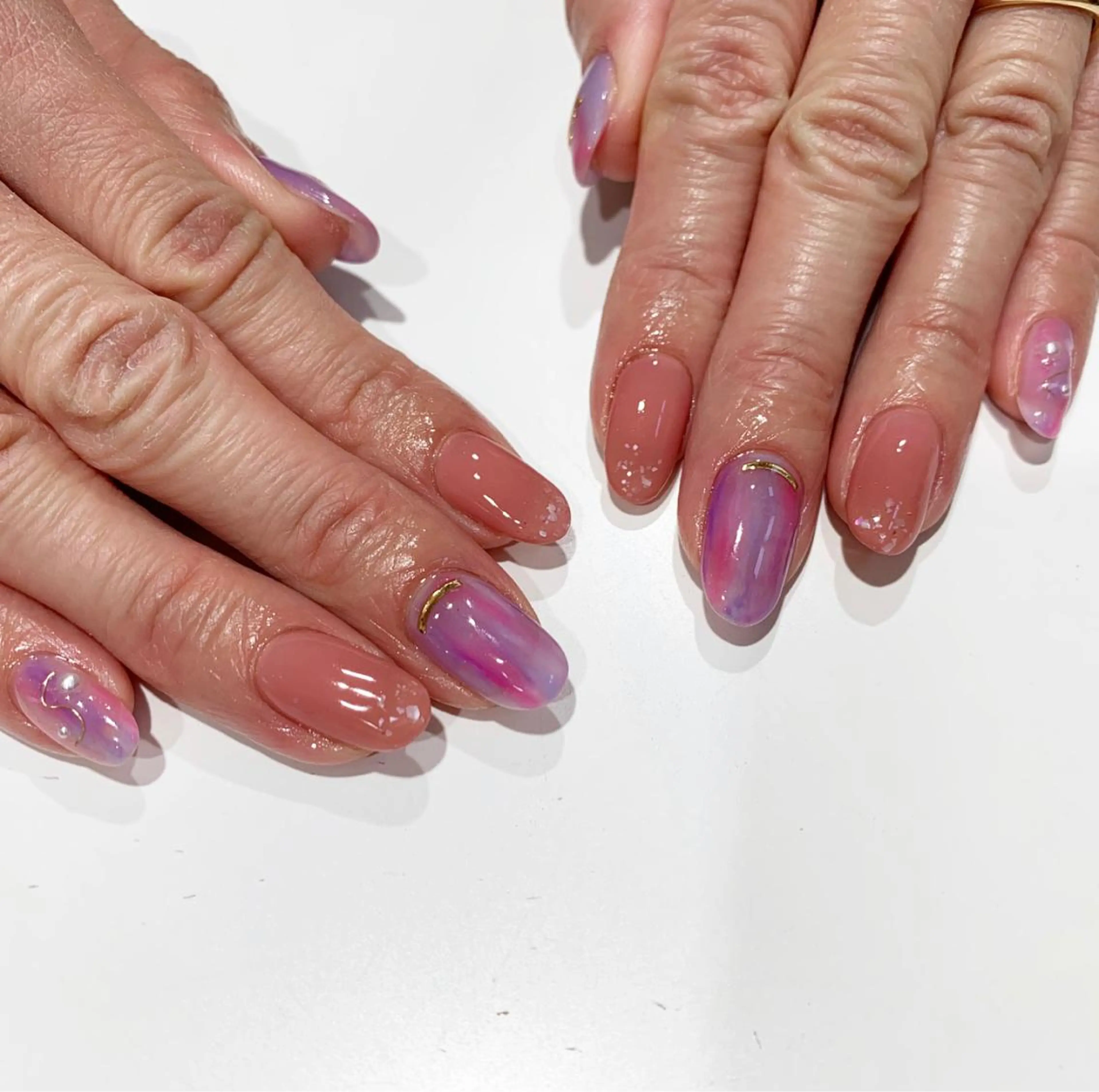 ネイル 佐藤 穂乃香のネイルデザイン