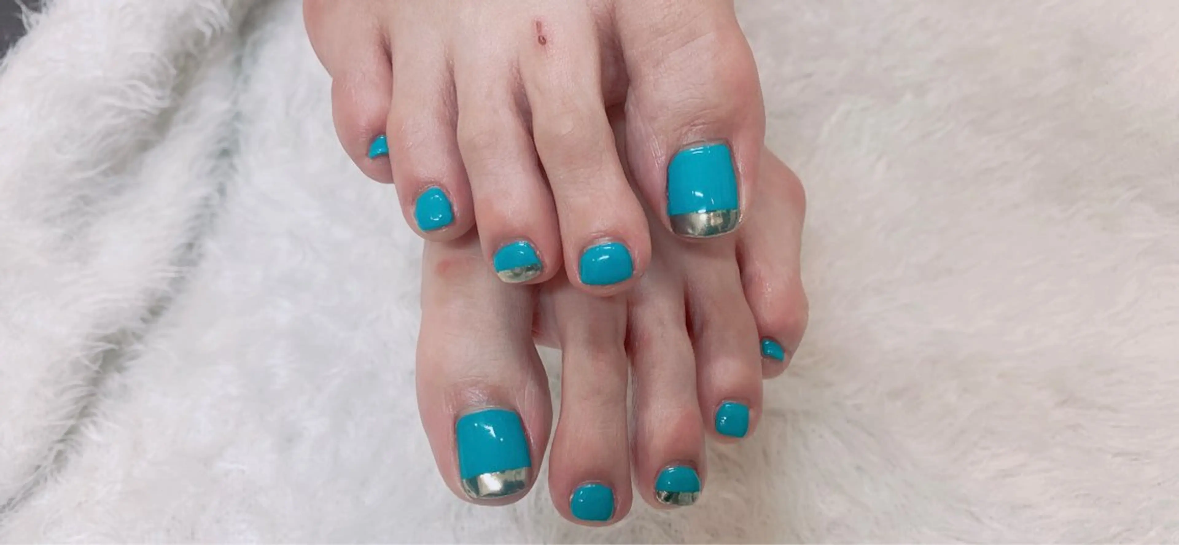 footワンカラー、ラメグラネイル、フットバス足首トリートメントつき🔹の写真