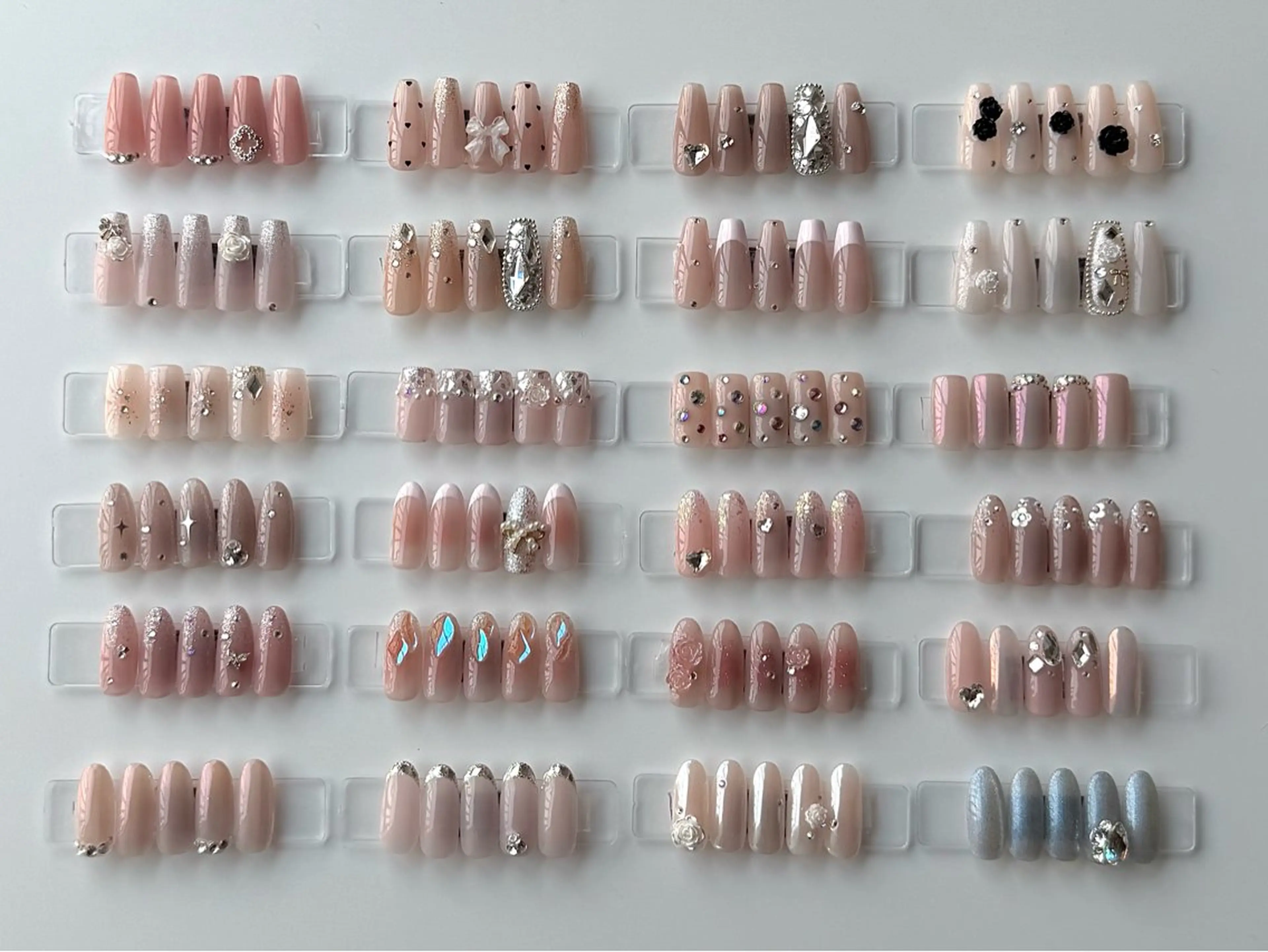 💝《オフ込ケア付》選べる定額デザイン*流行りのワンホンネイル💅の写真