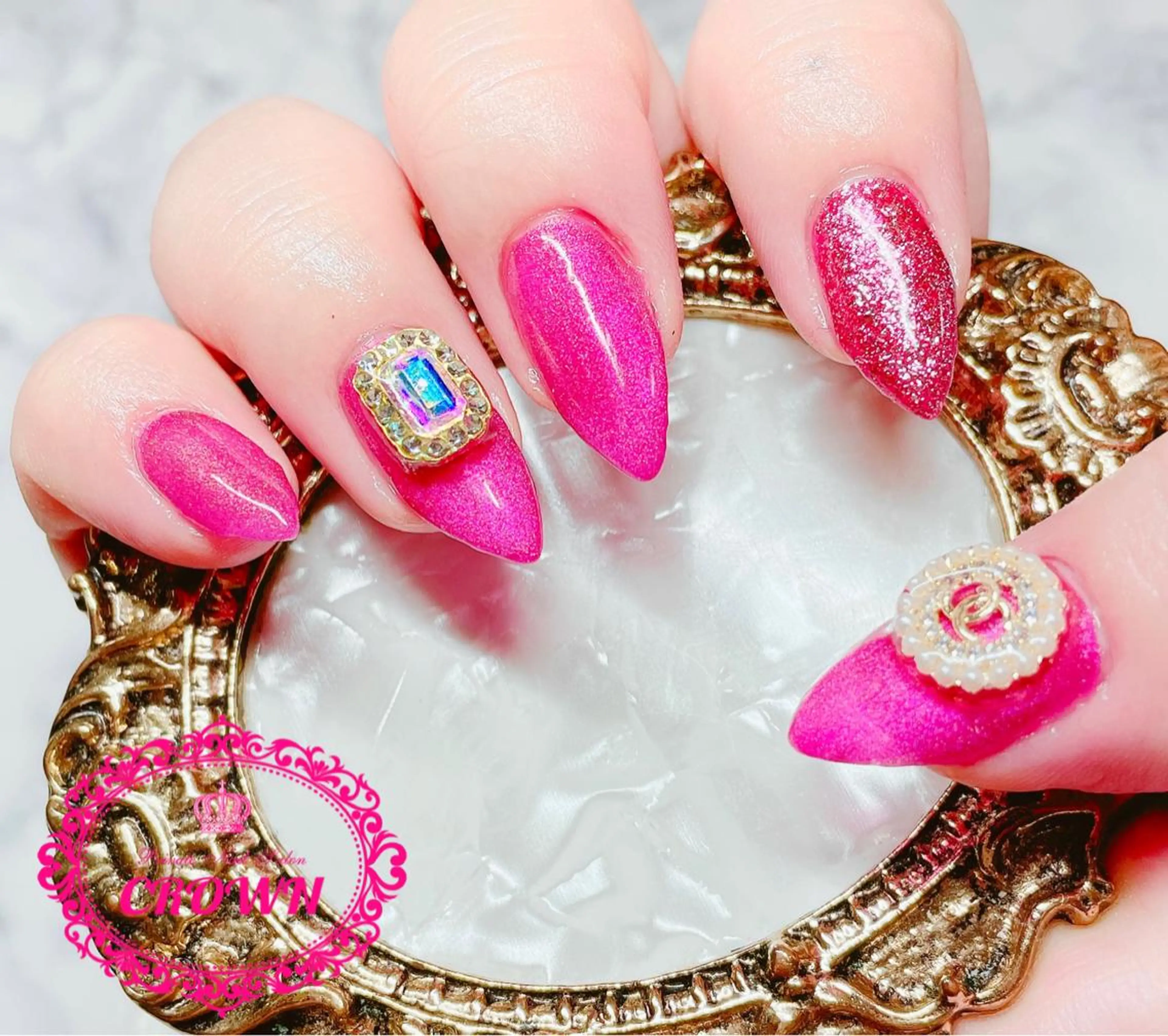 ネイル ハンドネイル CROWN プライベートサロンのネイルデザイン