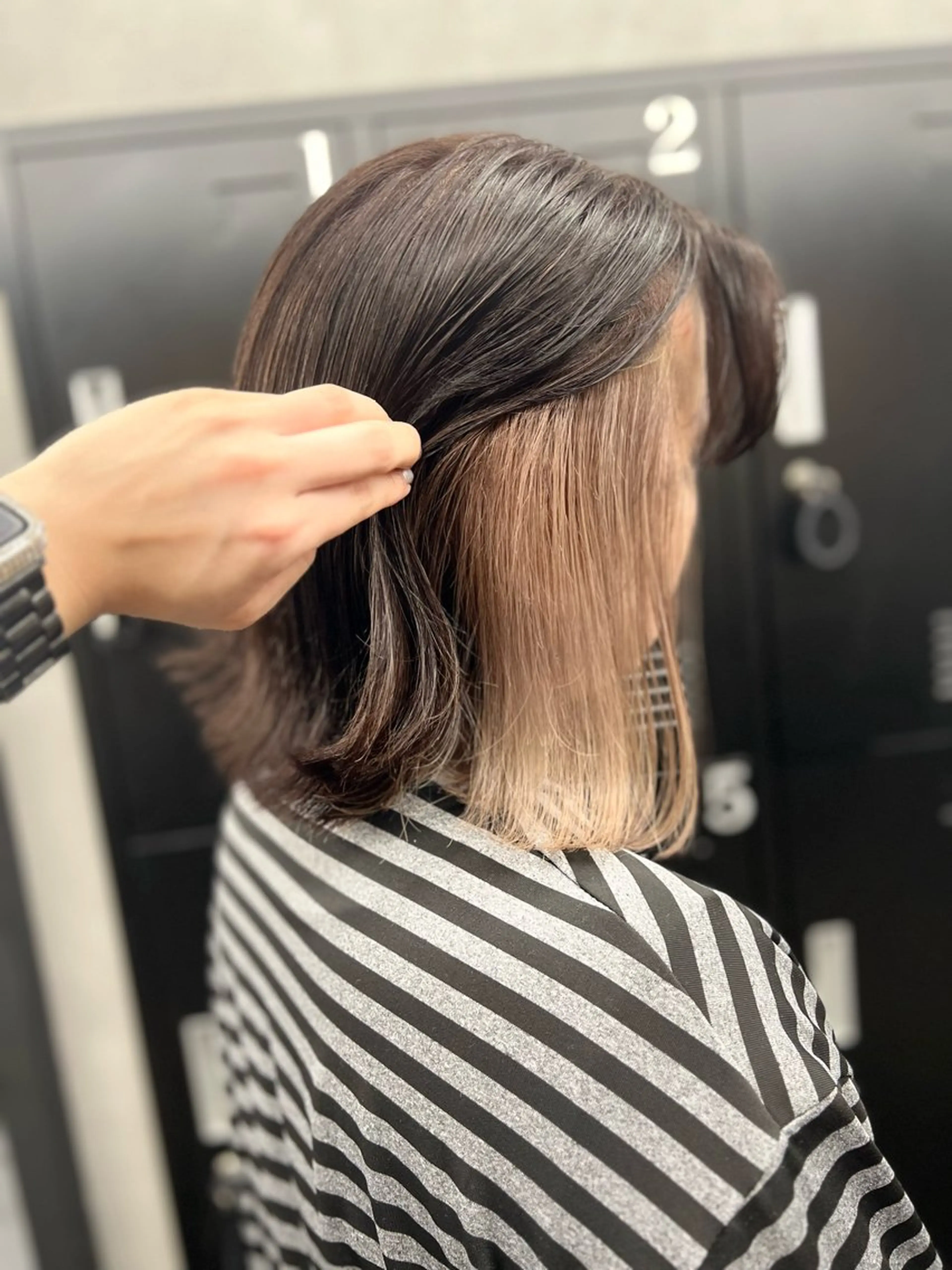 セミロング カラー インナーカラー カット ヘアカラー 透明感カラー特化🫧 ADLLA.栗原🦋のヘアスタイル