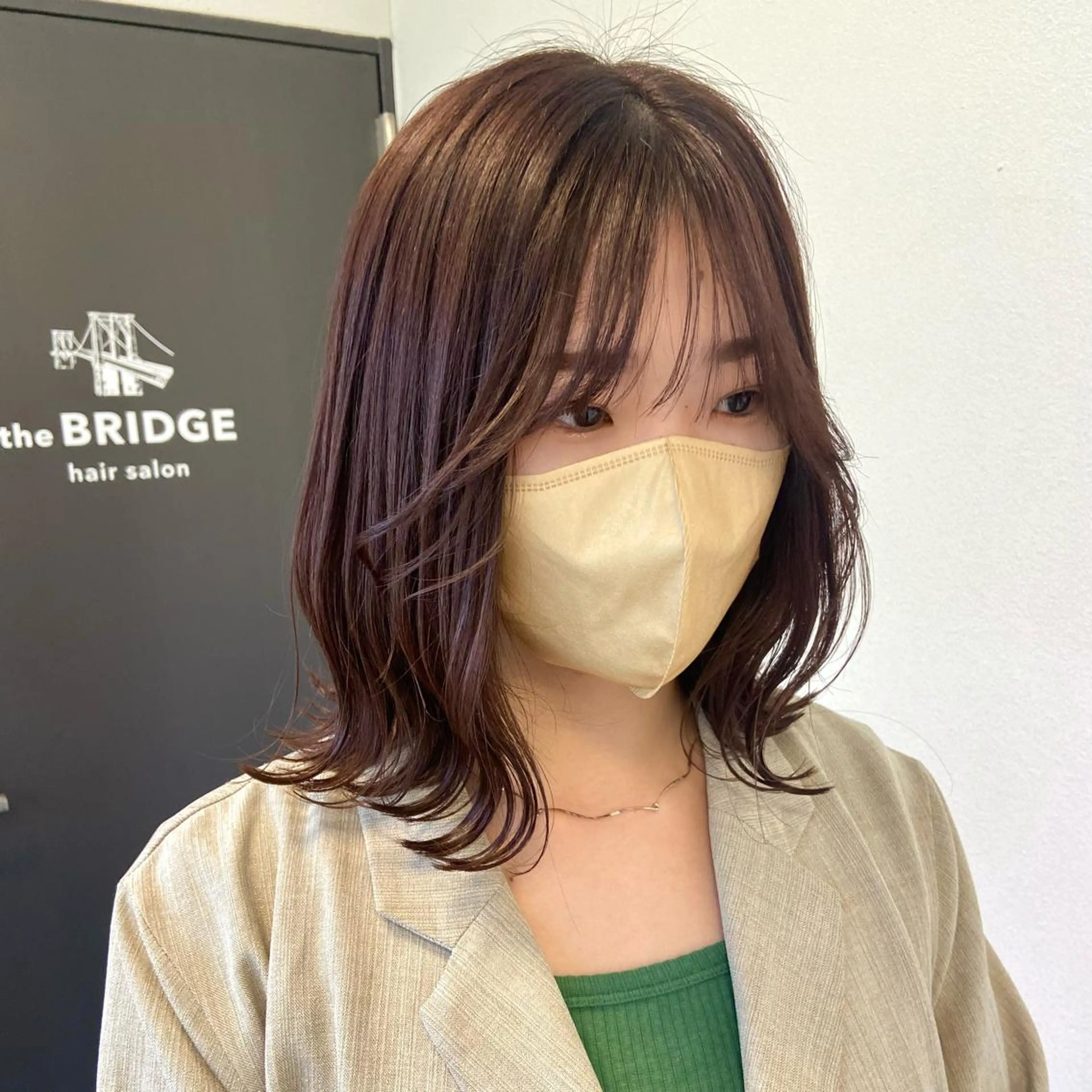 ミディアム カット ヘアカラー トリートメント 透け感カラー/ momo🦕🌱のヘアスタイル
