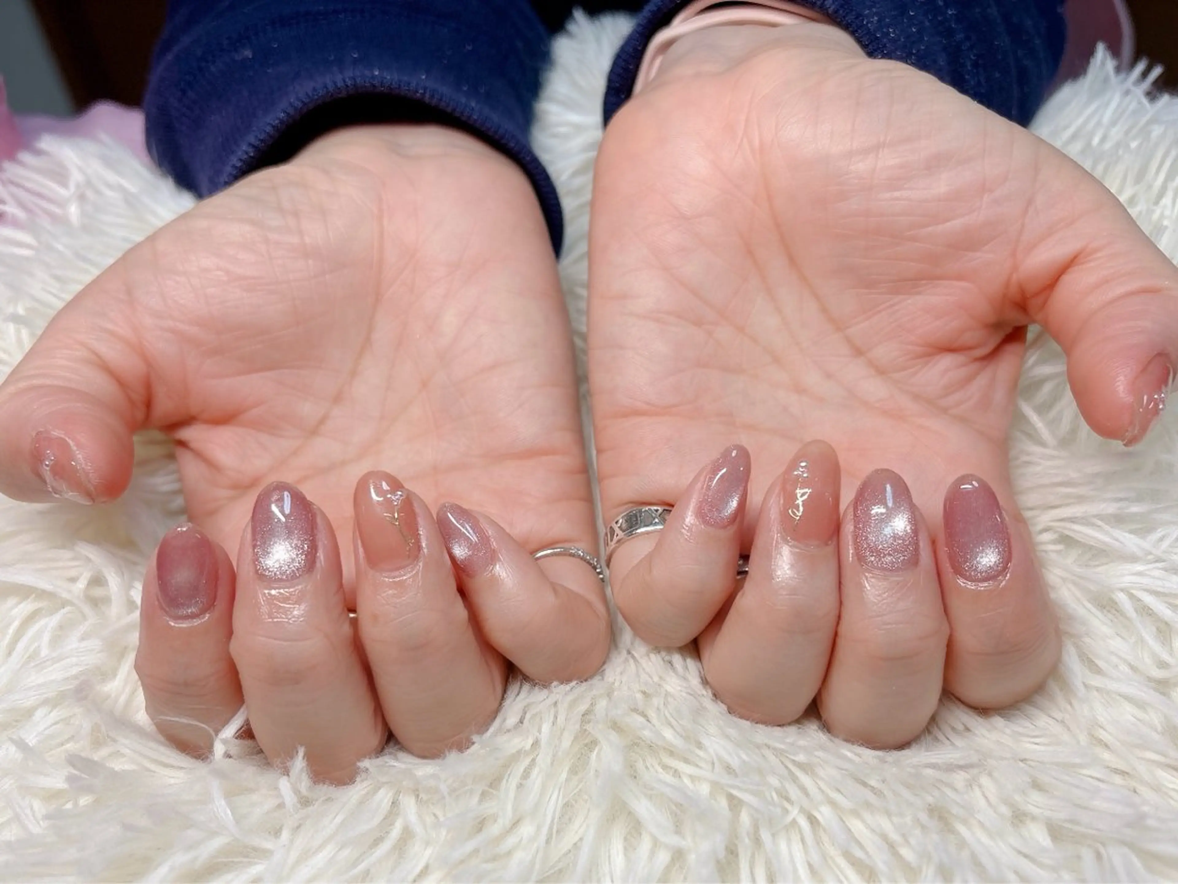 ネイル ハンドネイル パッチリオメメ Lianaのネイルデザイン