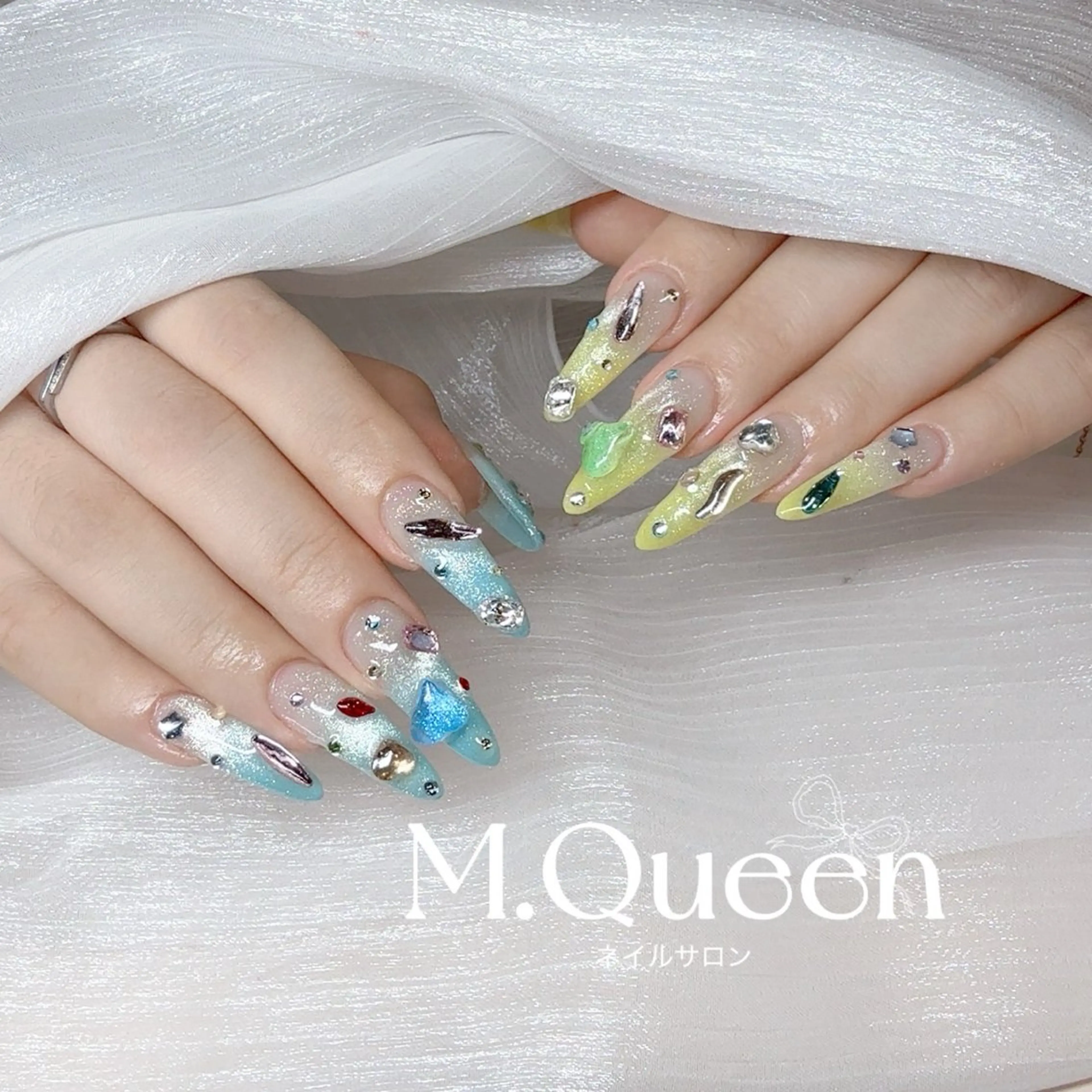 ネイル MQueen ネイルサロンマルのネイルデザイン