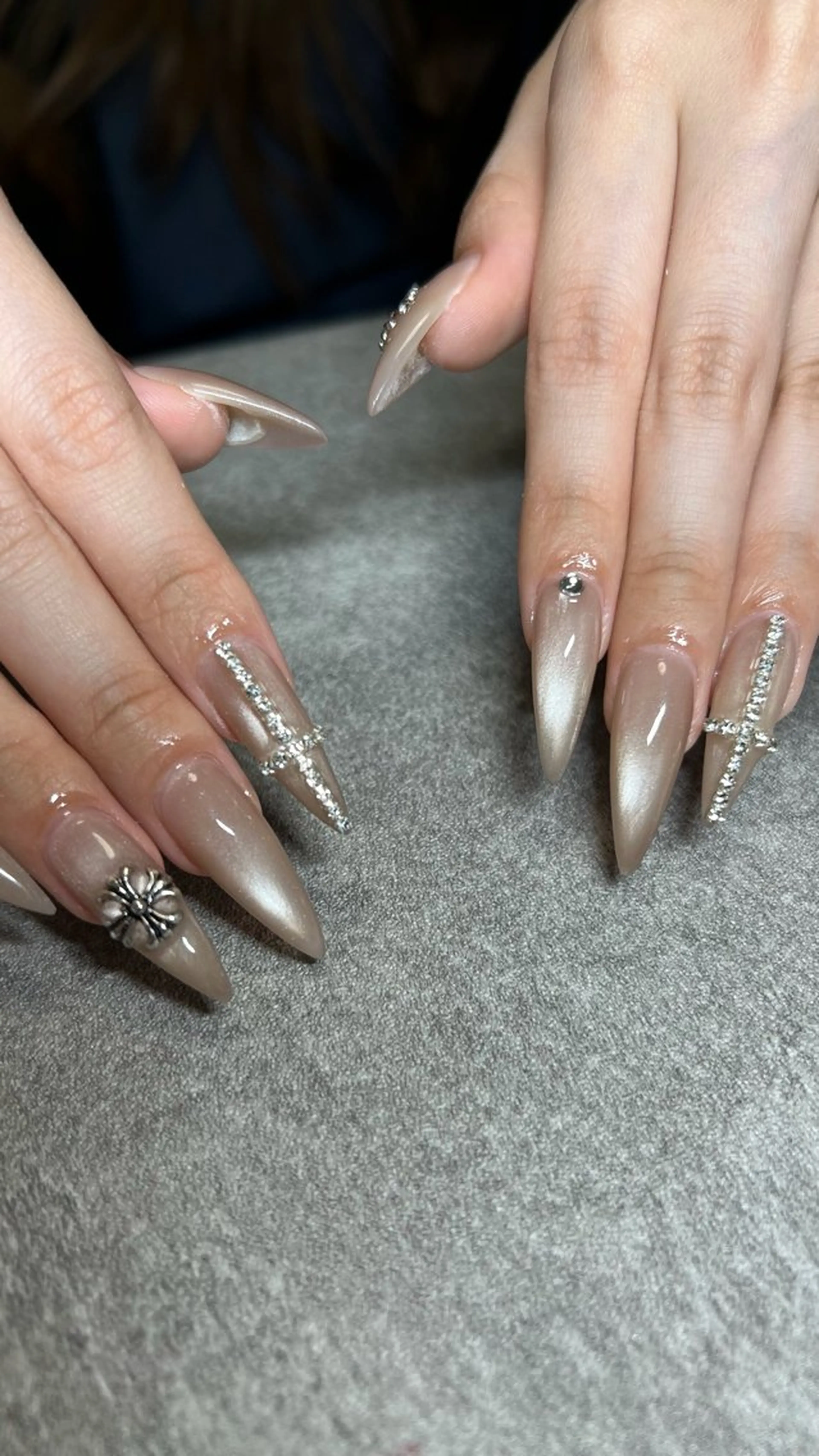 ネイル 𝐧𝐚𝐢𝐥 𝐌𝐢𝐖𝐢𝐢のネイルデザイン