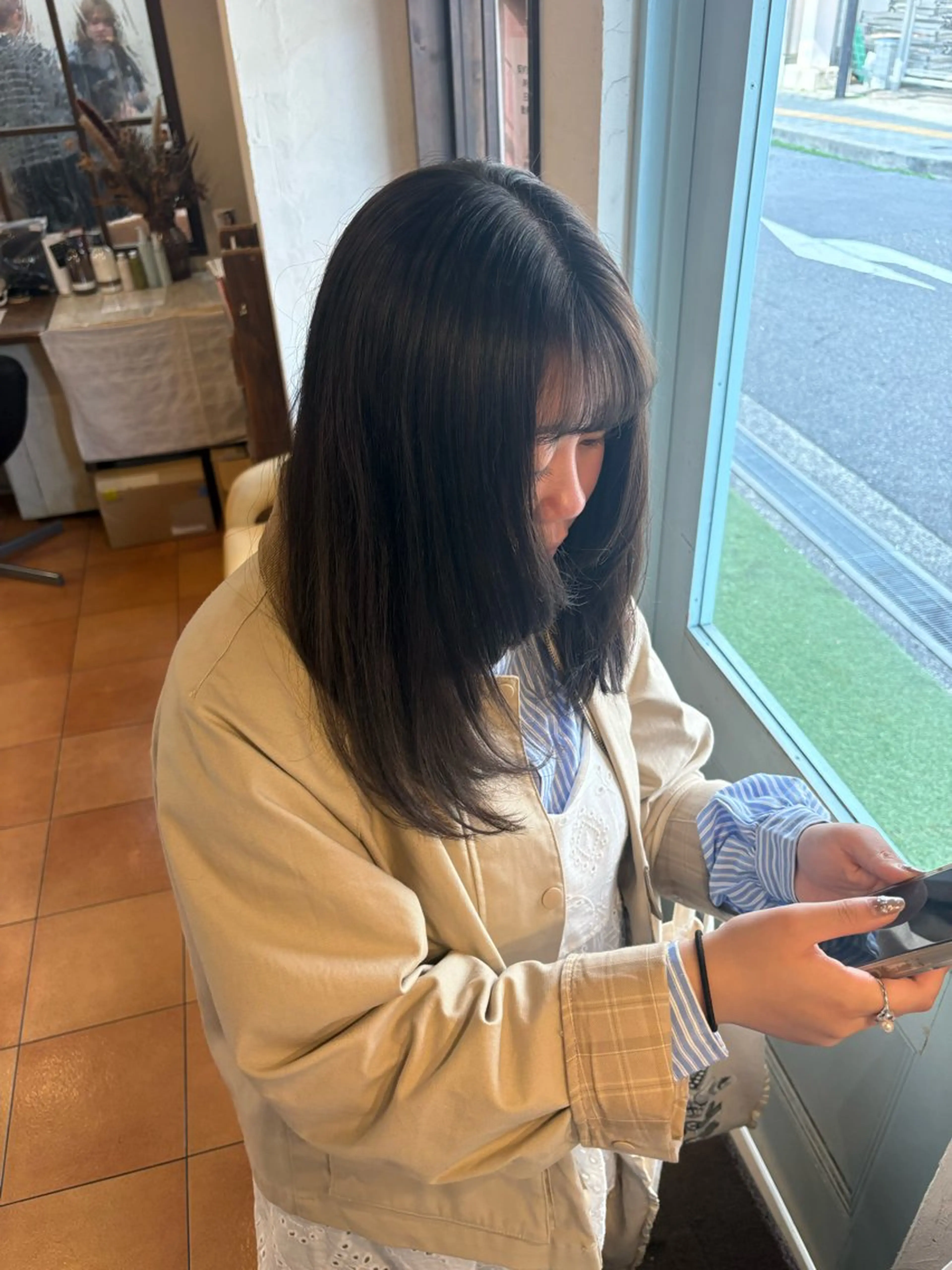 セミロング カラー グレージュ オリーブグレージュ オリーブグレー 元山 透明感艶カラー 🌻レイヤーカットのヘアスタイル