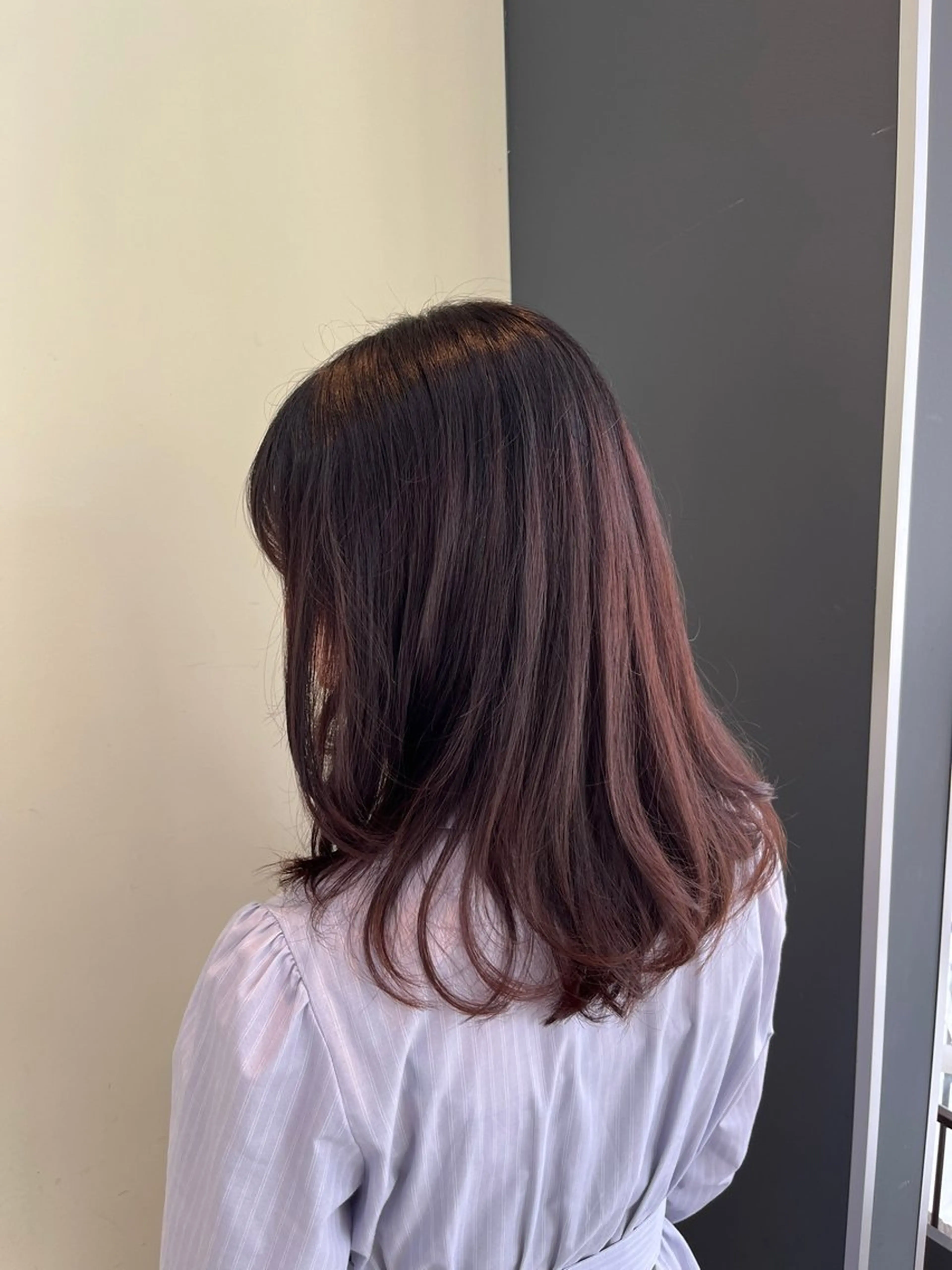 ミディアム かわの ひとしのヘアスタイル