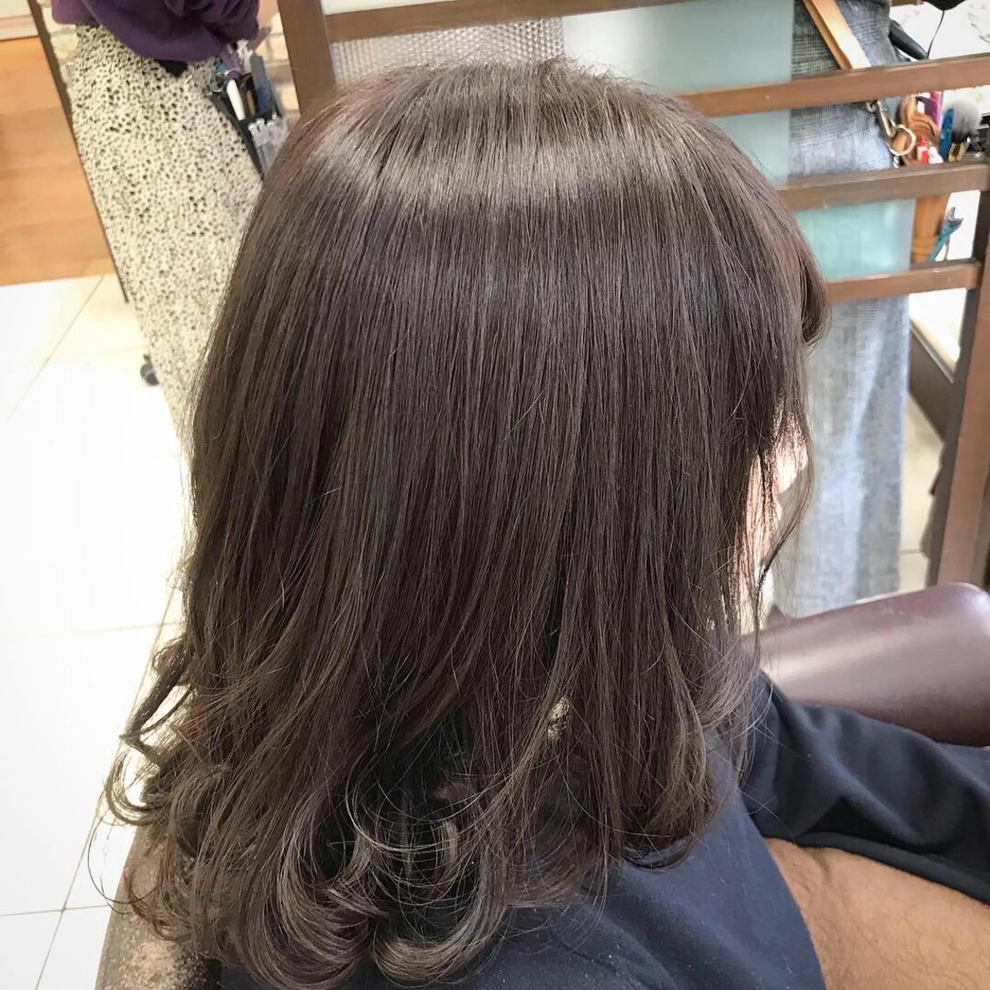 ミディアム カラー ヘアアレンジ シールエクステ✨️韓 国羽エクステ🪽和希のヘアスタイル