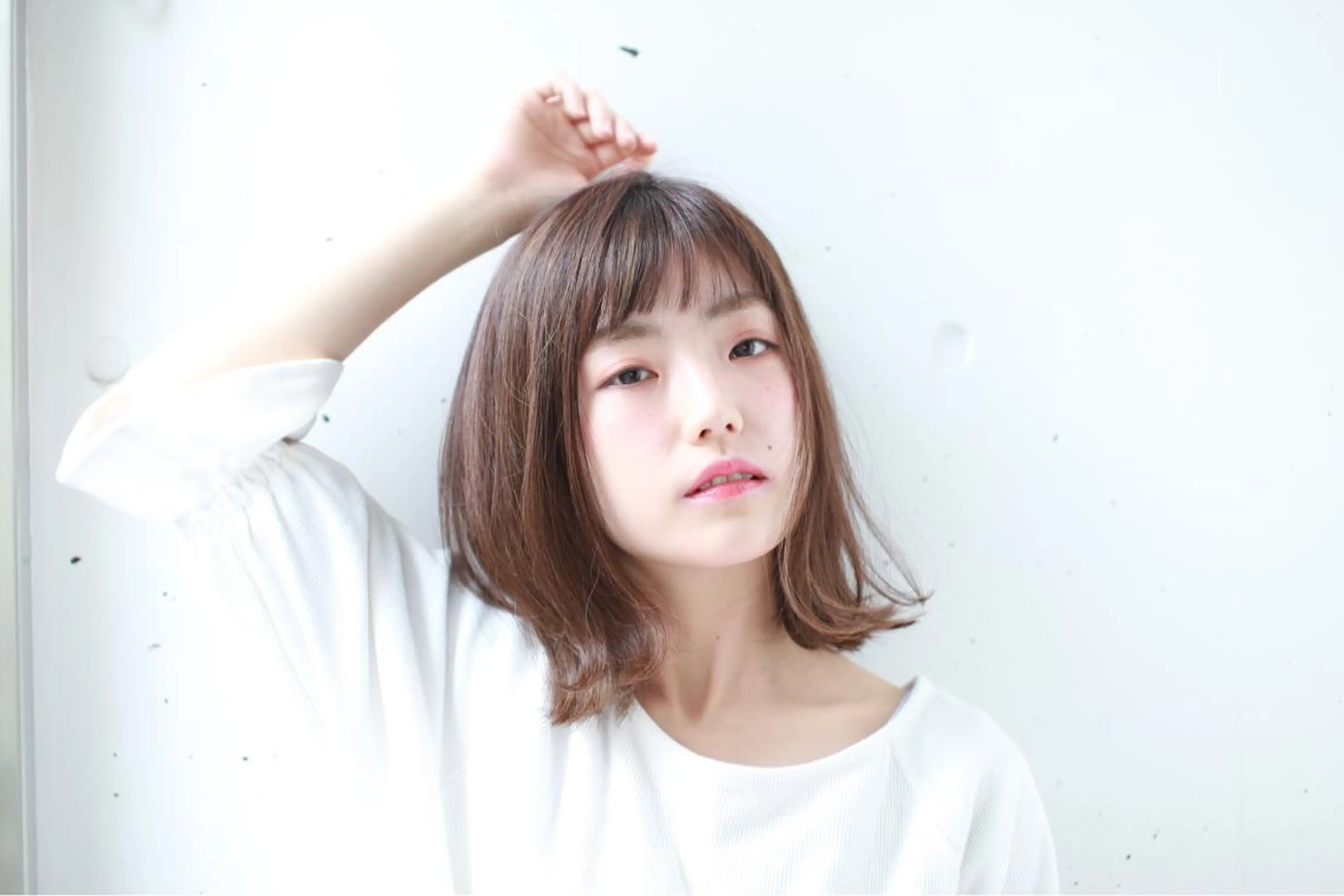 ミディアム カラー ベージュカラー 透明感カラー ハイライトカラー ボブ ハイライト 【白髪ぼかし】 愛甲竜佑のヘアスタイル