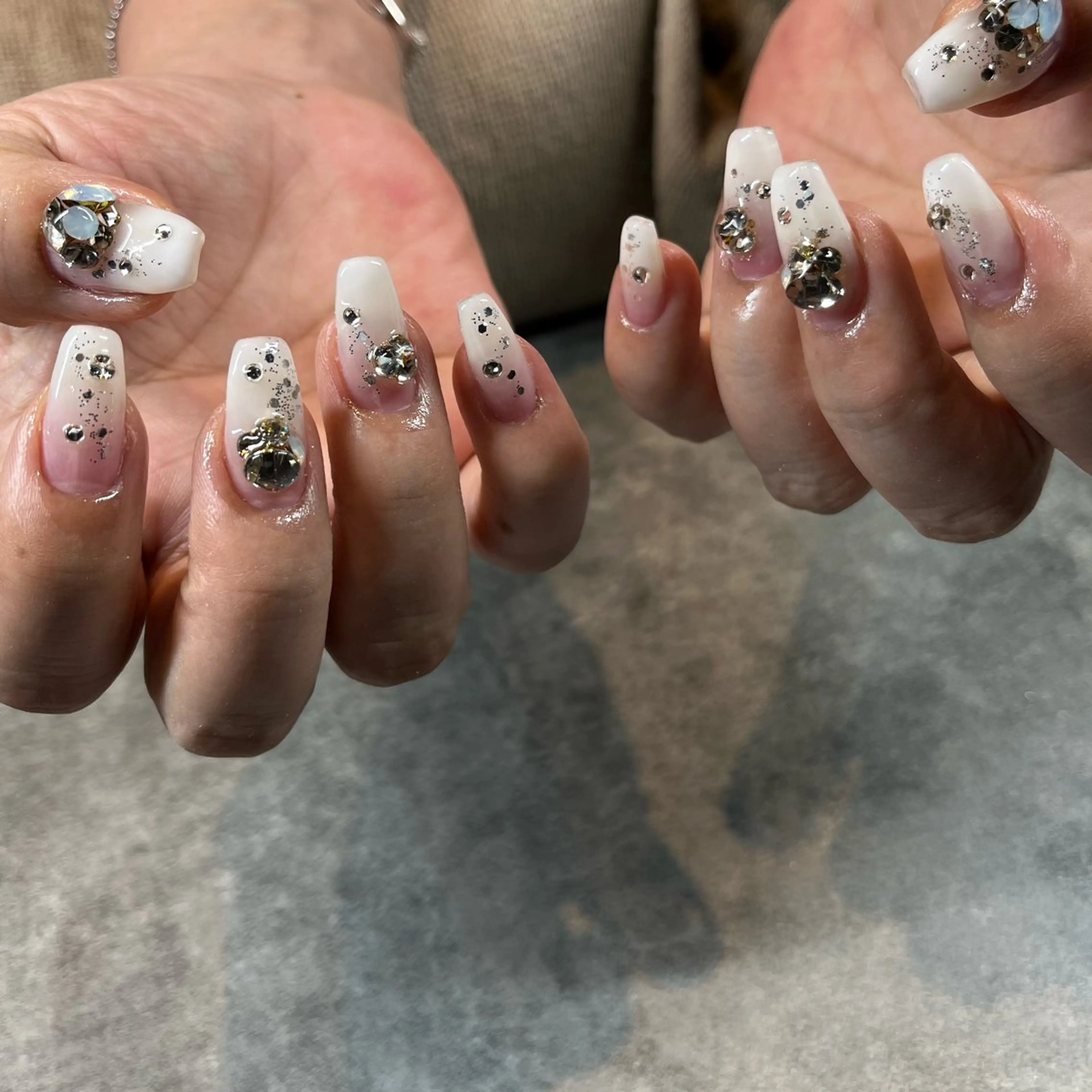 ネイル 持ち込み salon akua nail＆リラクのマツエク・マツパデザイン