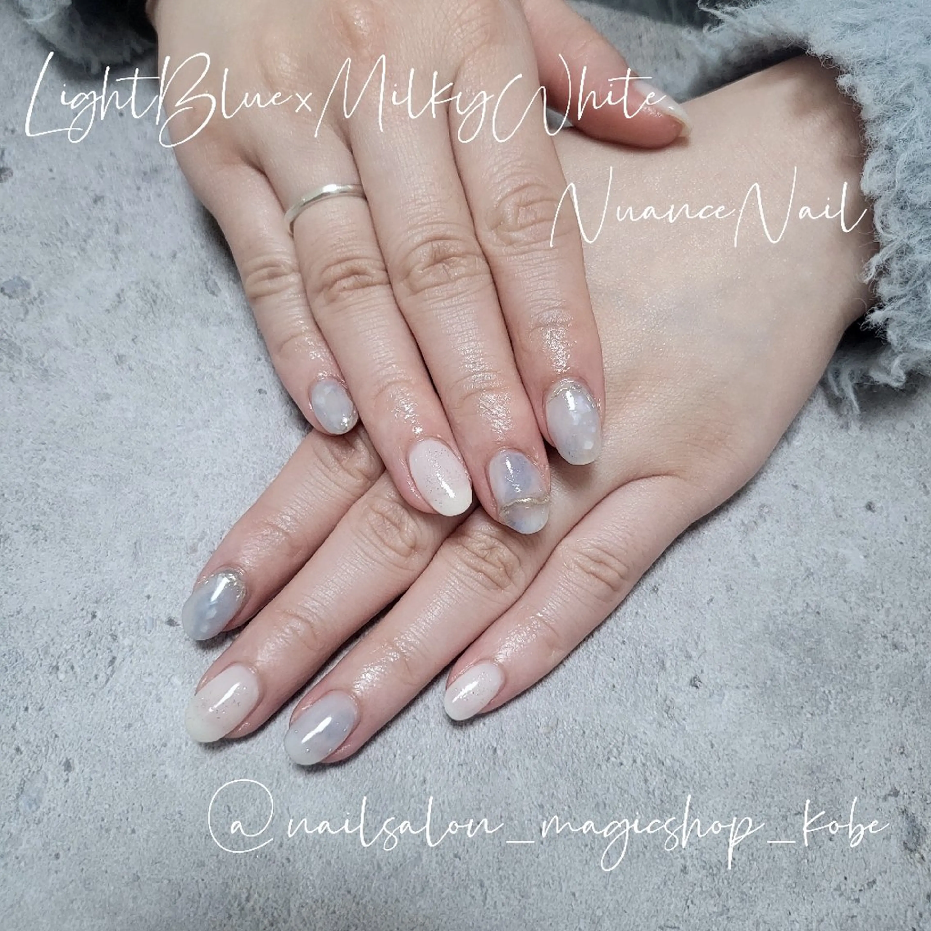 ネイル アートネイル ジェルネイル ゴールド ラメ(グリッター) 水色 ハンドネイル Nailsalon MagicShopのネイルデザイン