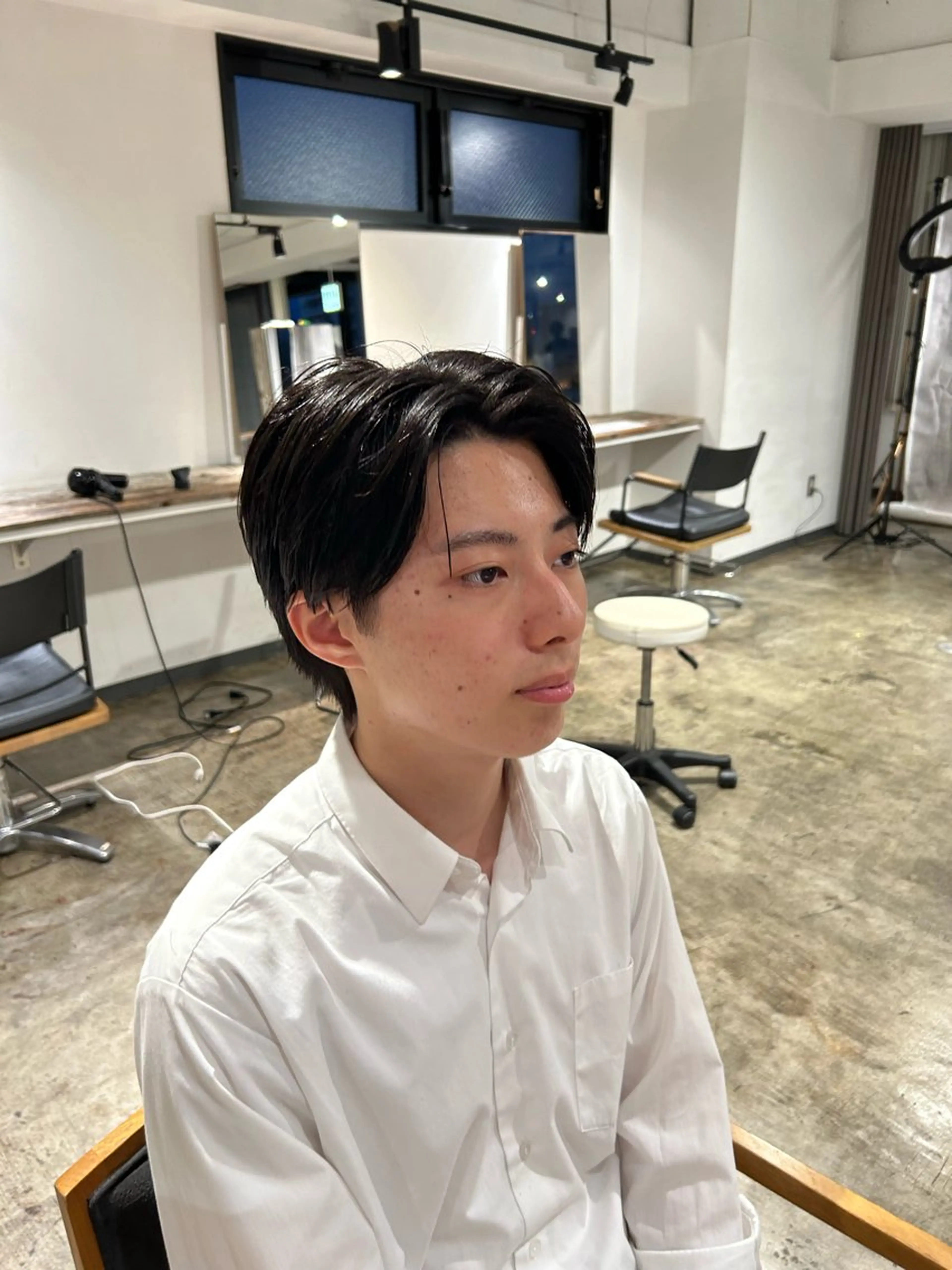 ミディアム メンズ センターパート カット become men's hair 名駅店所属・名駅/フェザーパーマ 韓国ヘア/森岡のヘアスタイル