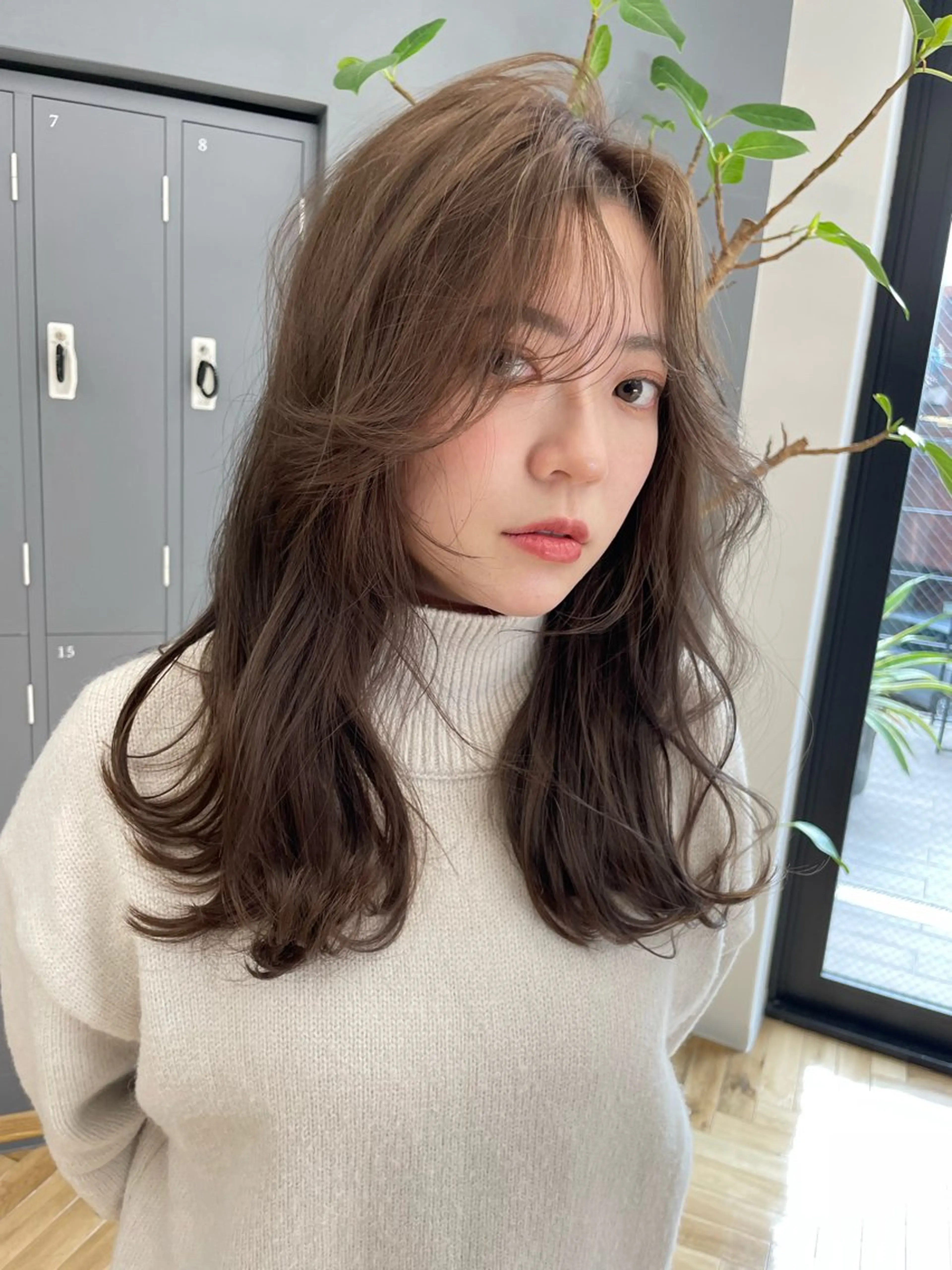 セミロング カット ヘアカラー 河崎 ブルーナちえみのヘアスタイル