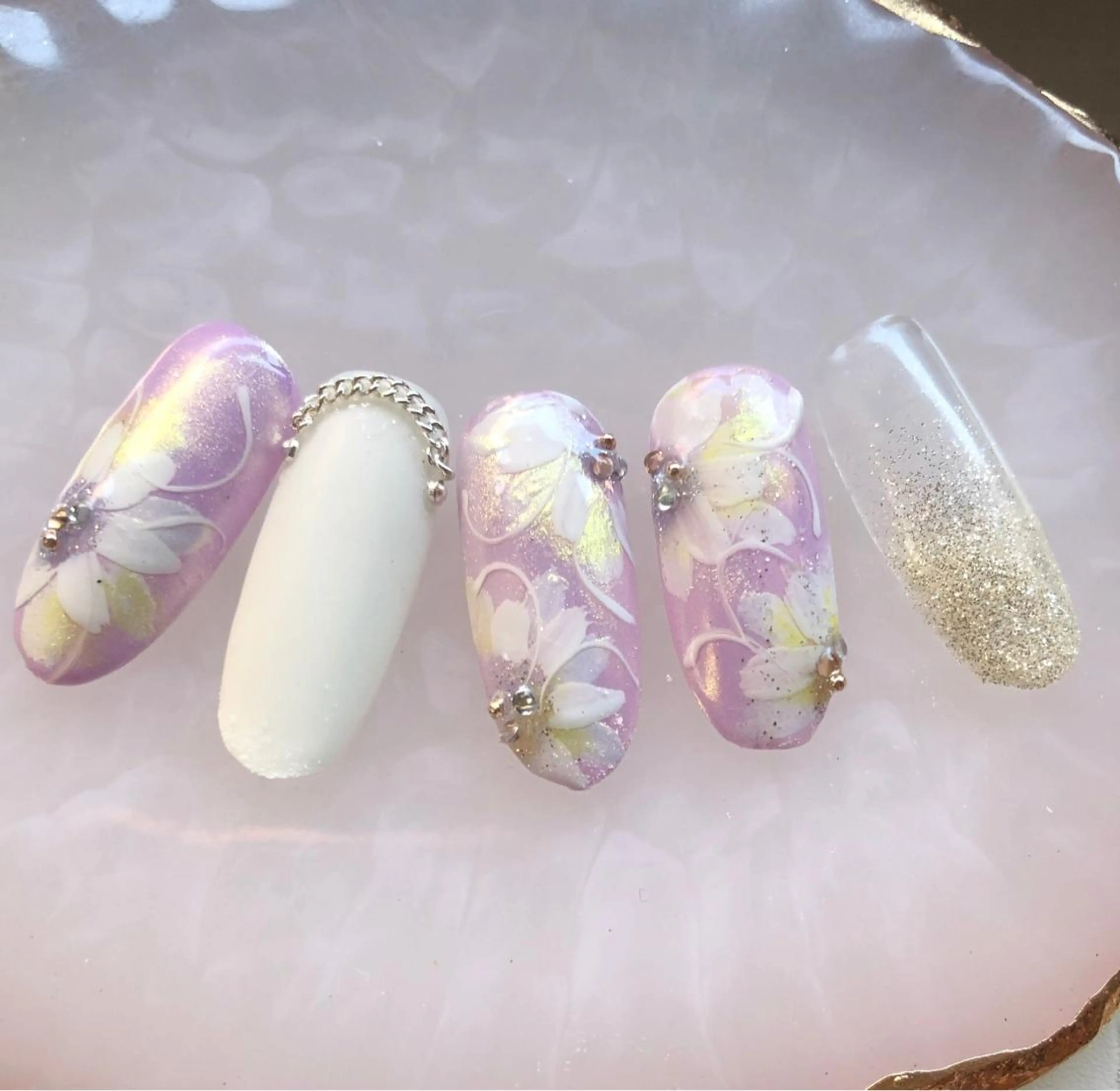 ネイル 奥園 良恵のネイルデザイン