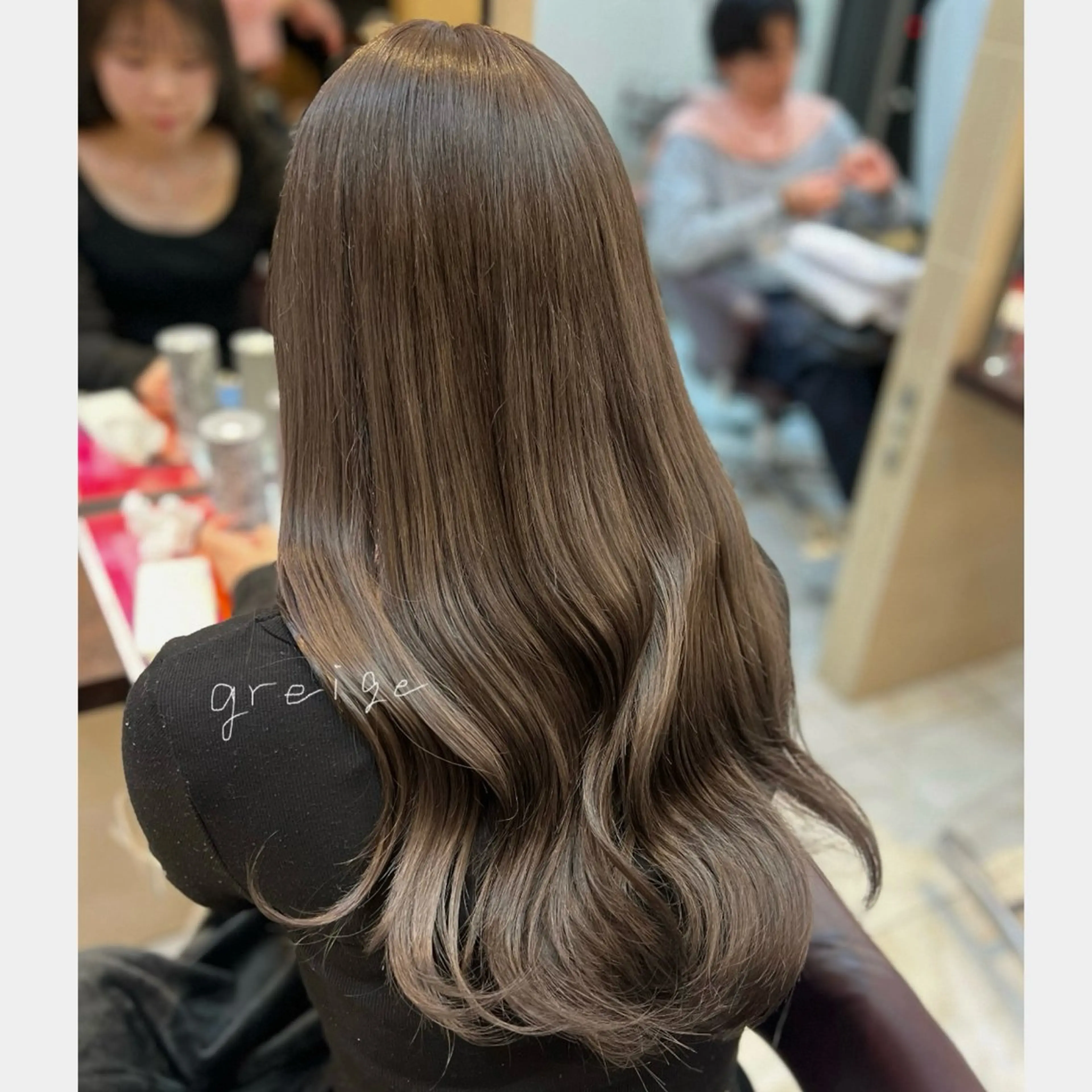 ロング カラー ブリーチ ケアブリーチ 透明感カラー ダブルカラー Luana .Rioneのマツエク・マツパデザイン