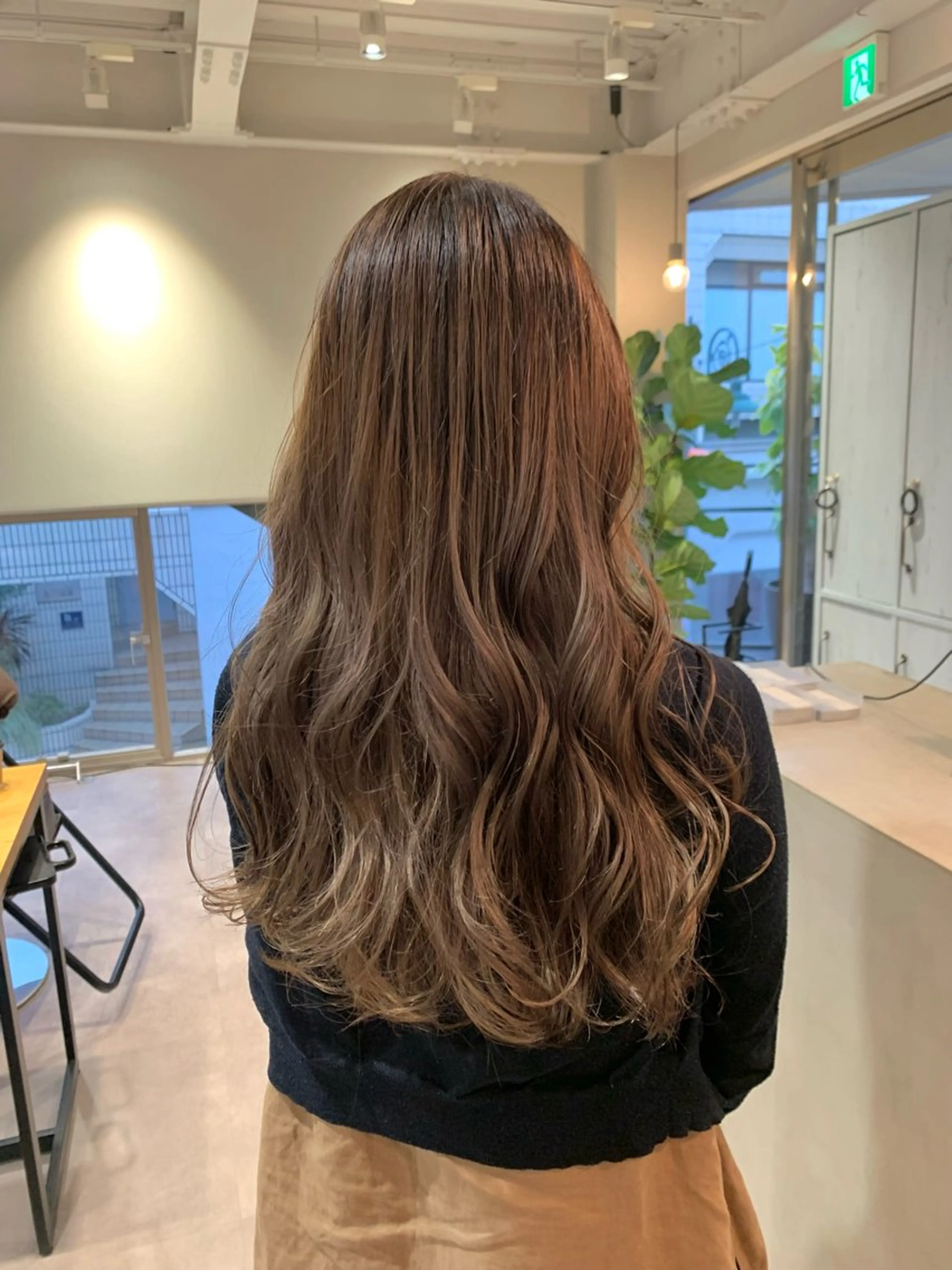ロング カット ヘアカラー 【髪質改善🌿】木本 志歩のヘアスタイル