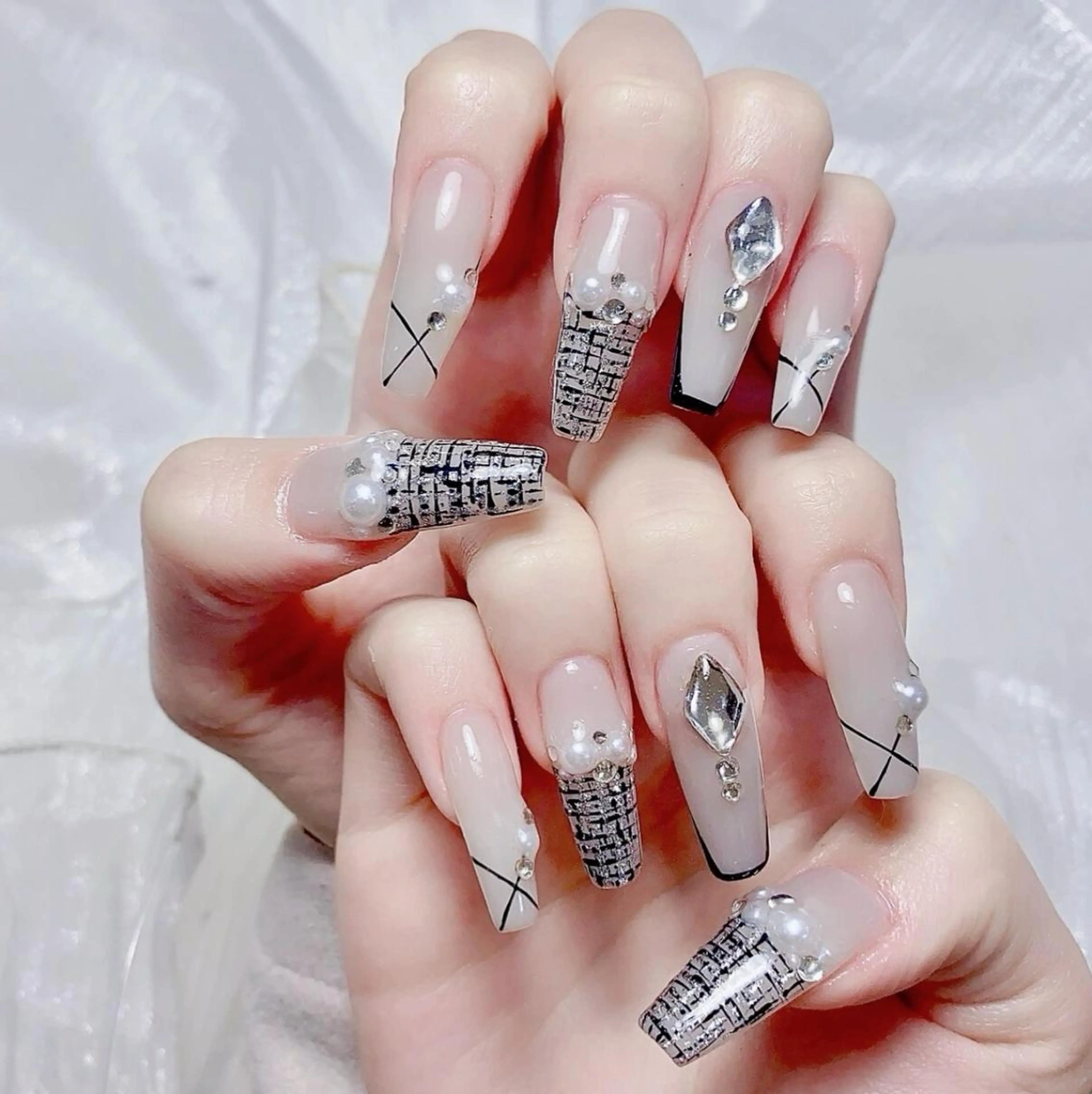 ネイル Aurum nailのネイルデザイン